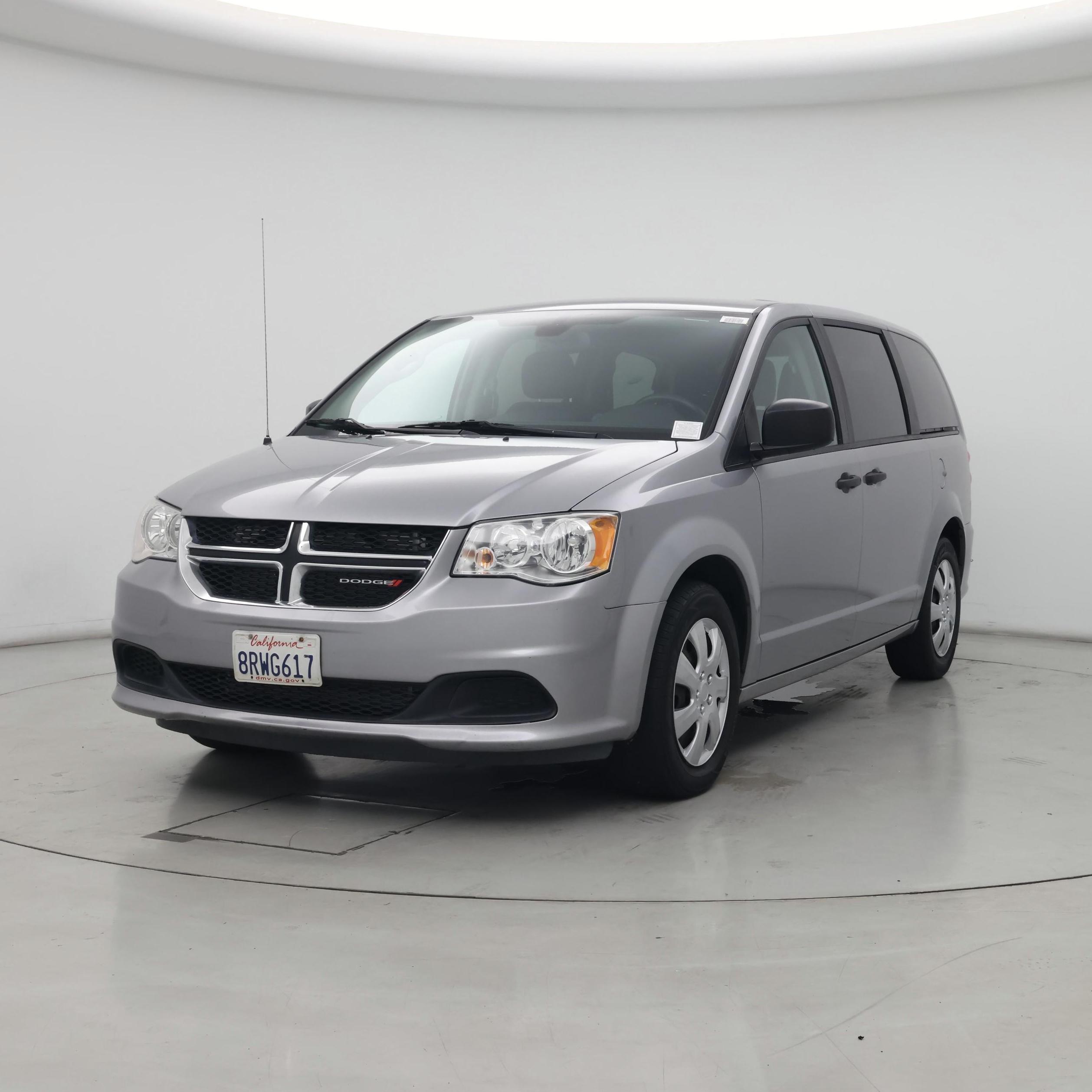 Thumbnail: 2019 Dodge Grand Caravan - 4