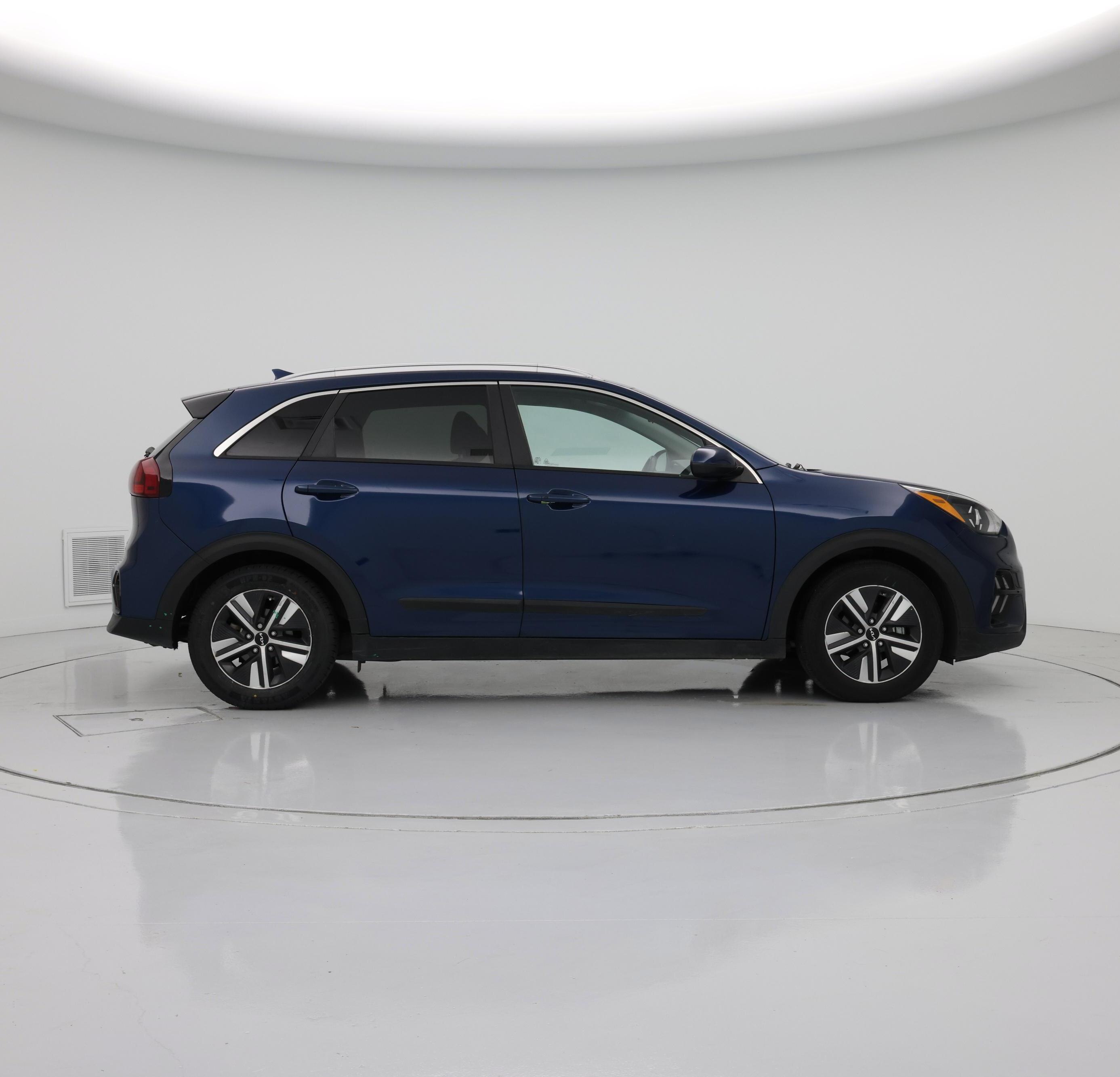 Thumbnail: 2022 Kia Niro - 7