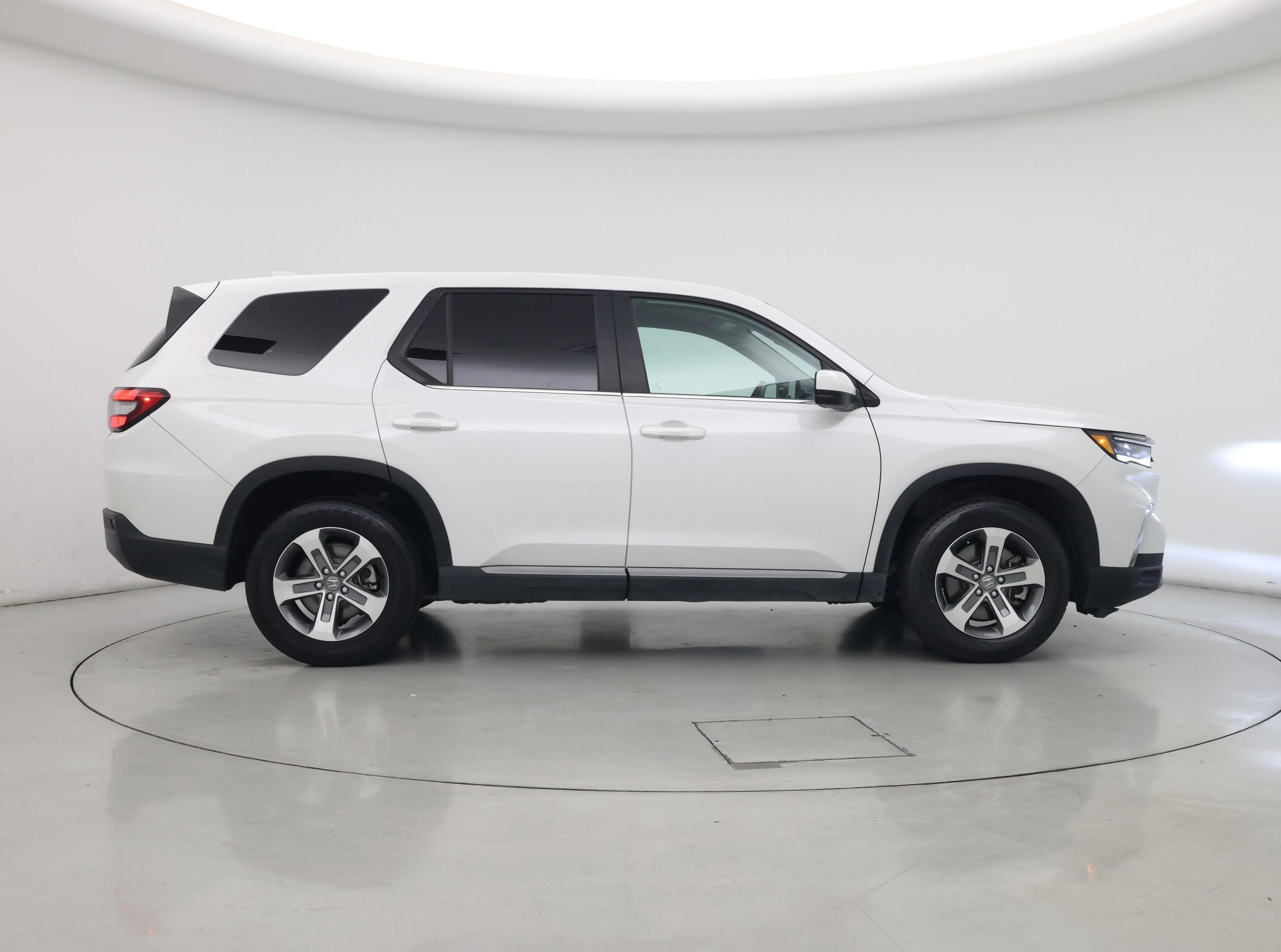 Thumbnail: 2023 Honda Pilot - 7