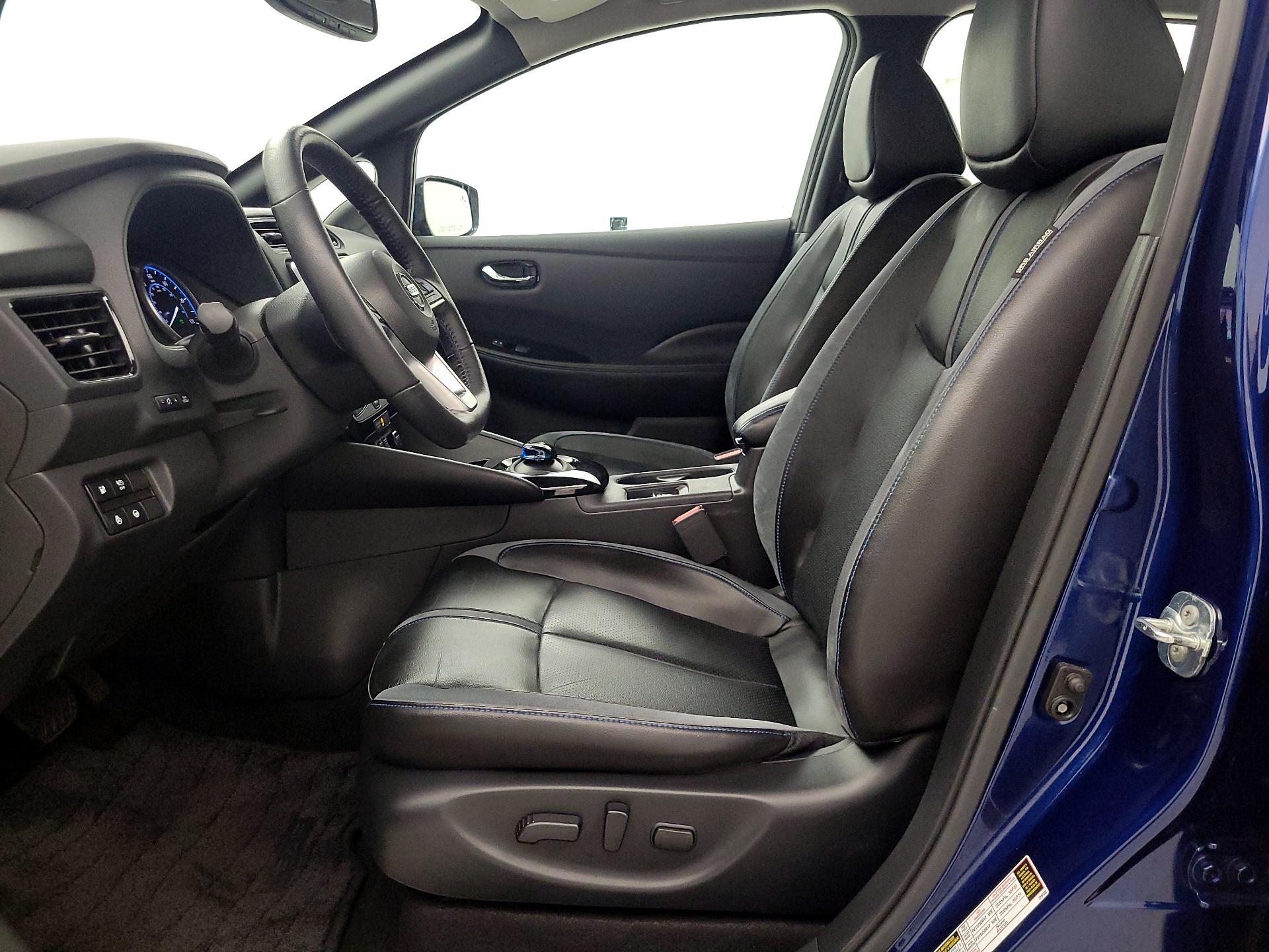 Thumbnail: 2020 Nissan Leaf - 11