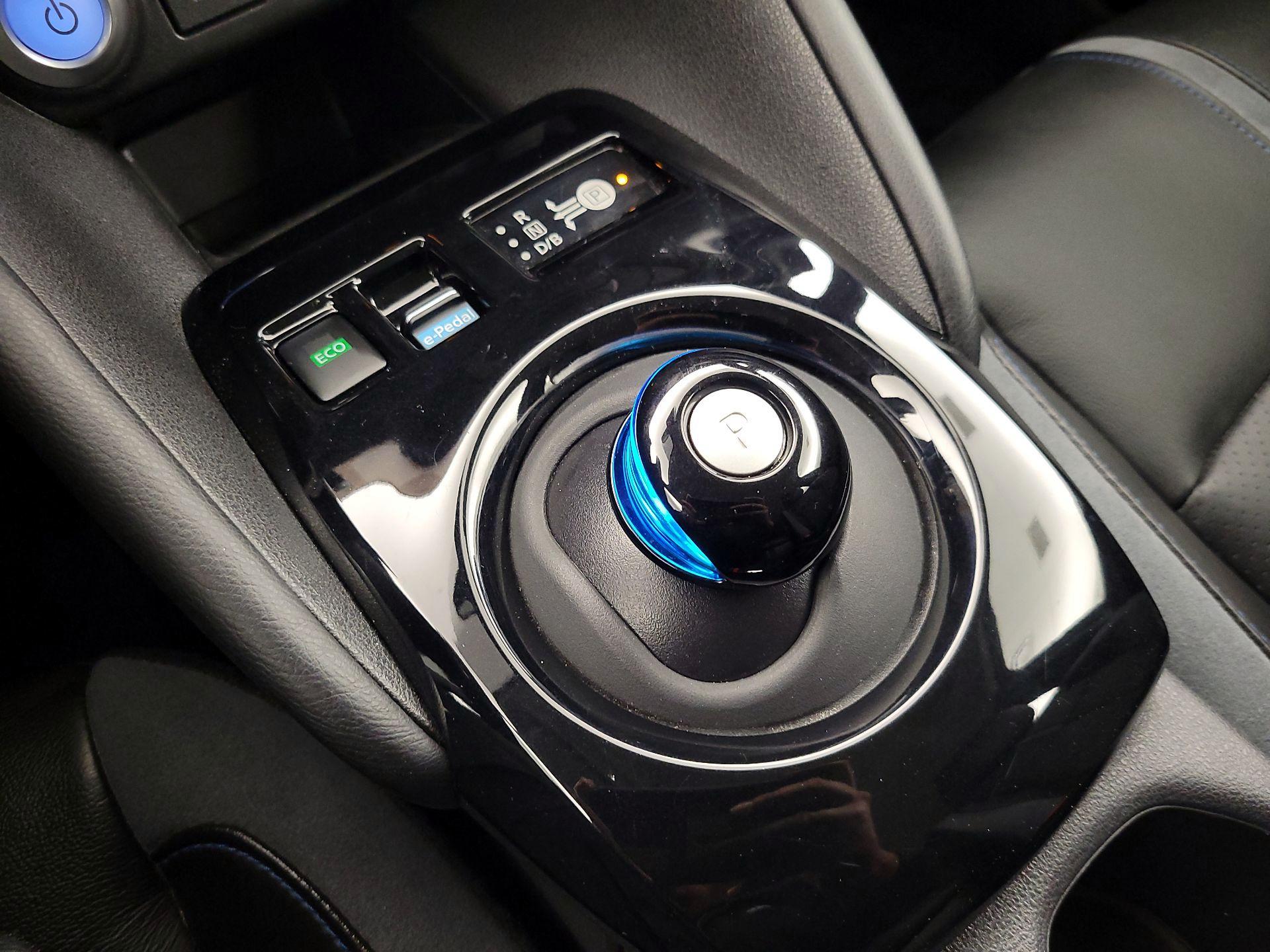 Thumbnail: 2020 Nissan Leaf - 18
