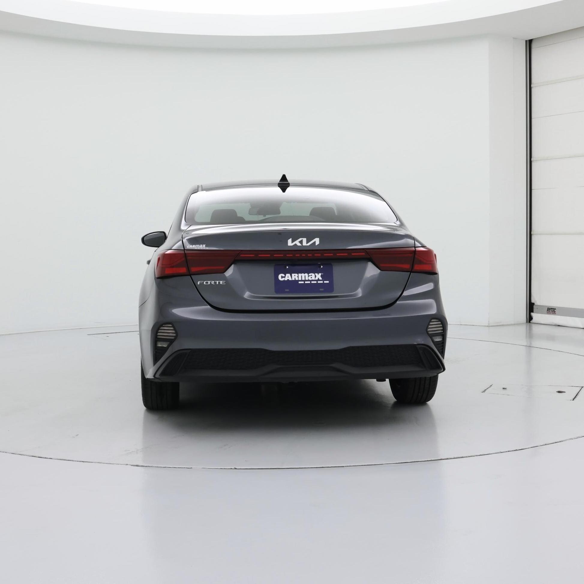Thumbnail: 2022 Kia Forte - 6
