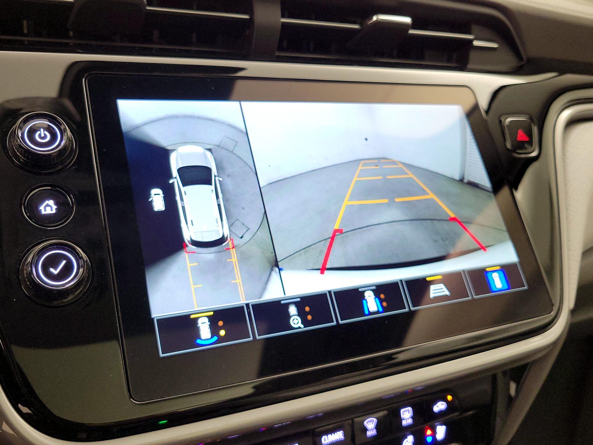Thumbnail: 2023 Chevrolet Bolt EUV - 15