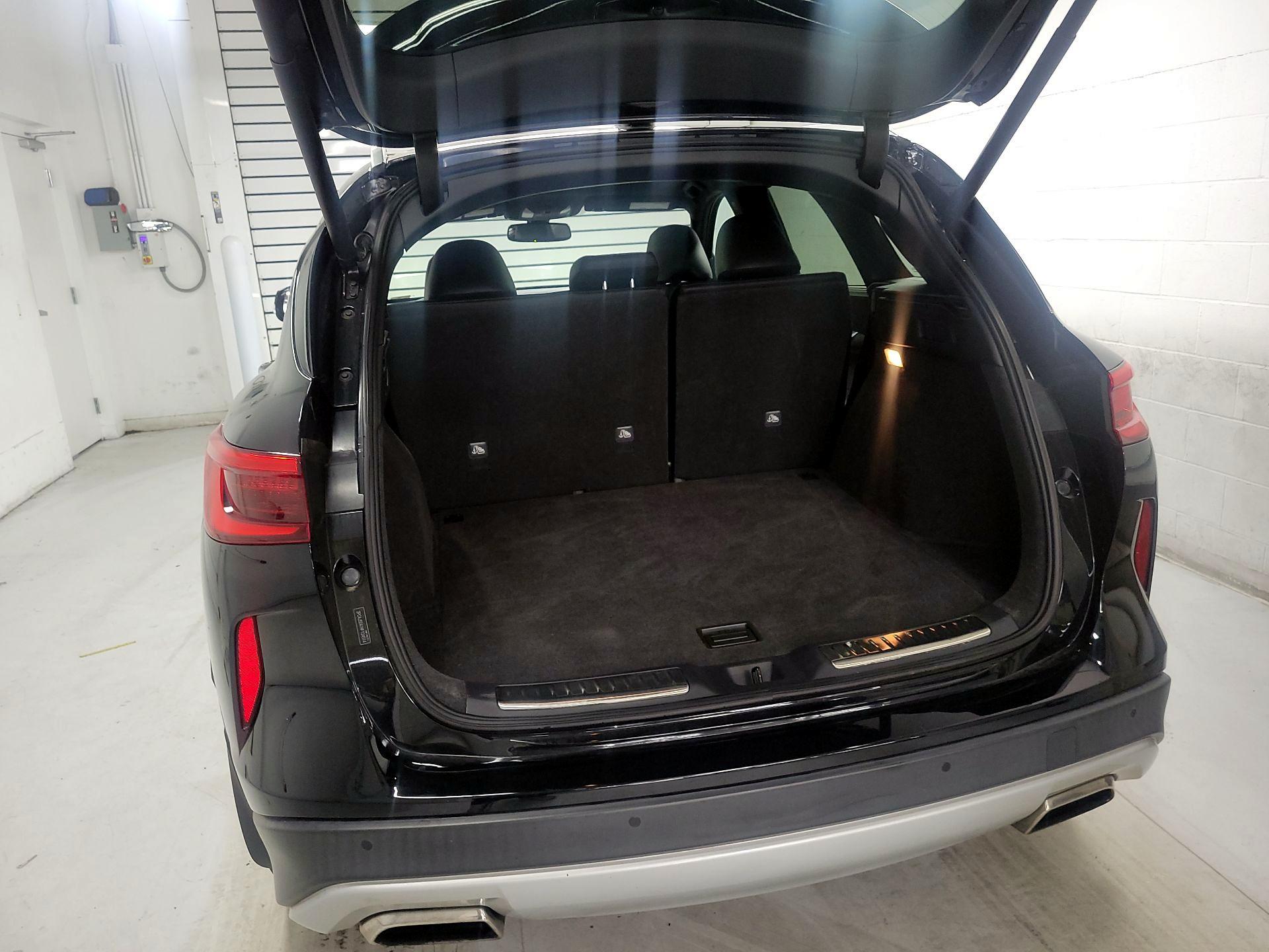 Thumbnail: 2021 INFINITI QX50 - 19