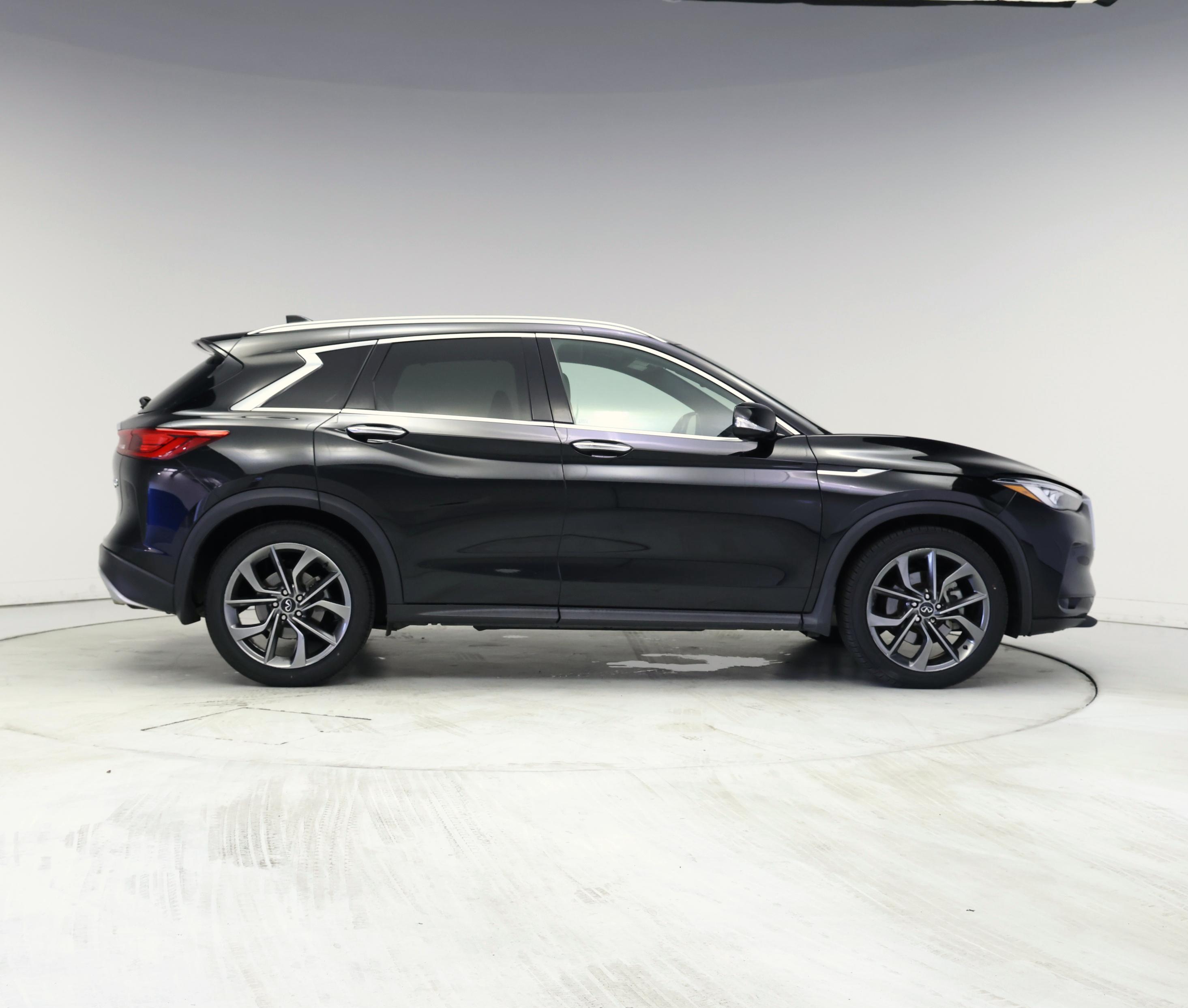 Thumbnail: 2021 INFINITI QX50 - 7