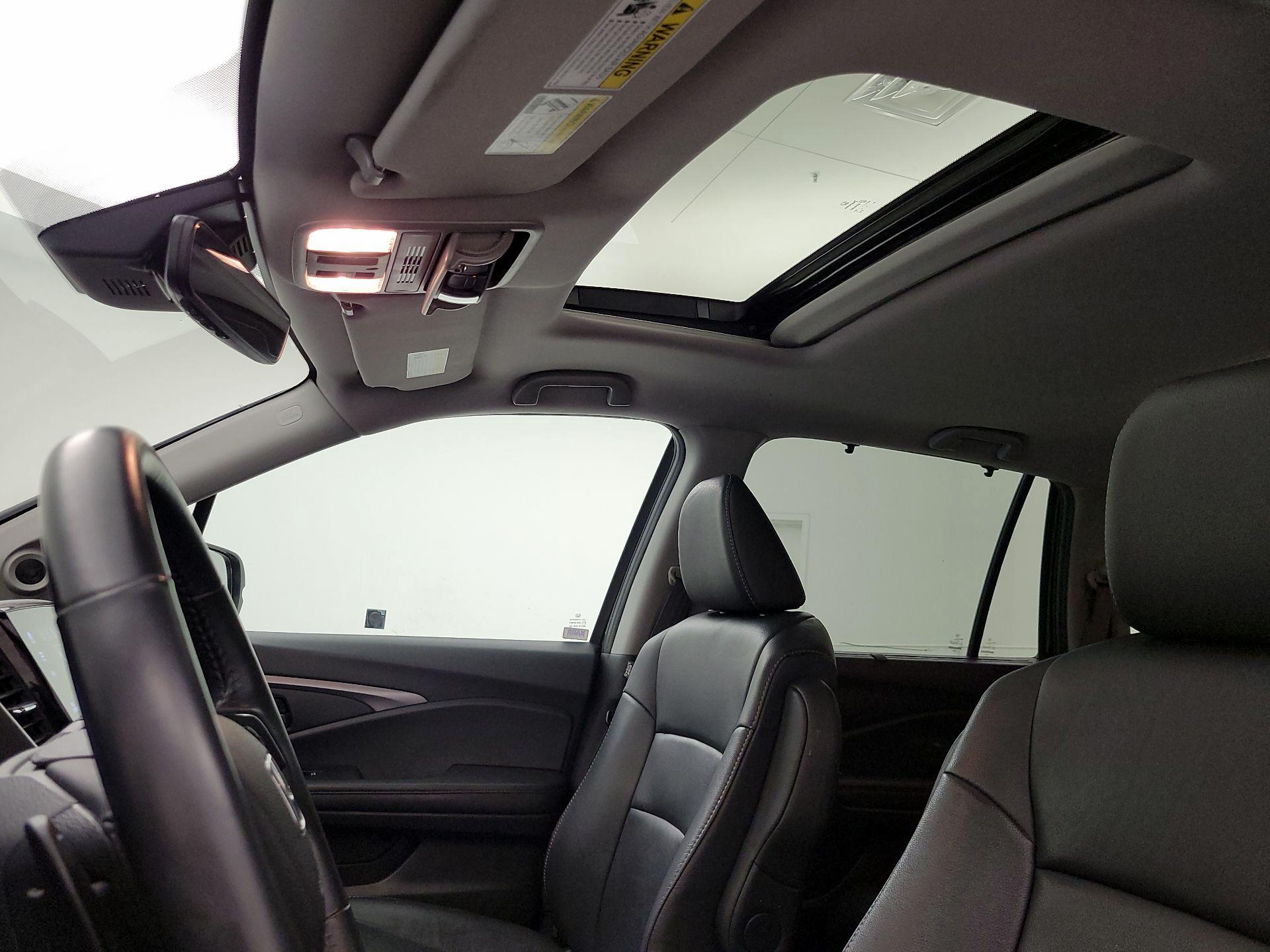 Thumbnail: 2022 Honda Pilot - 18
