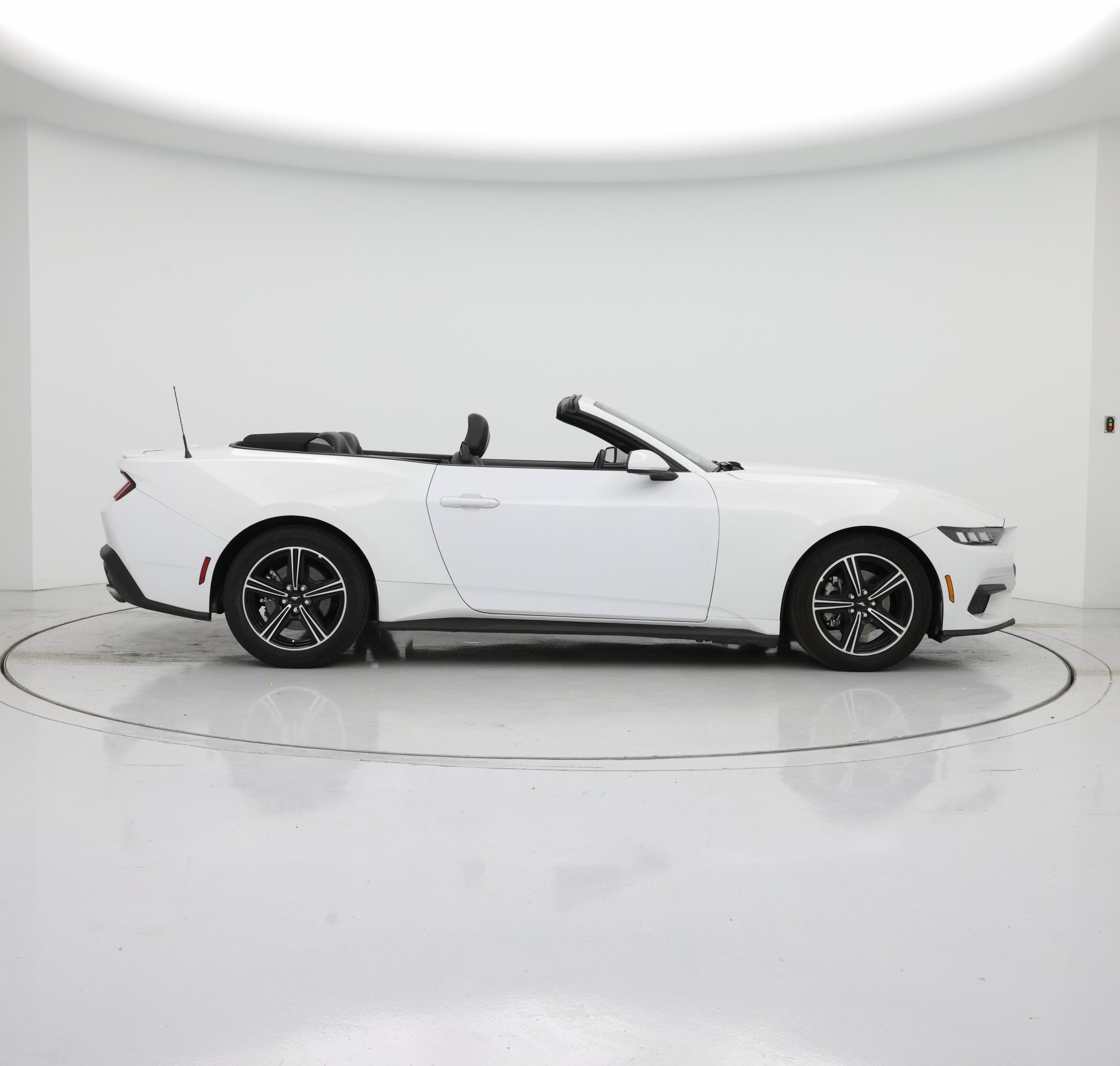 Thumbnail: 2025 Ford Mustang - 7
