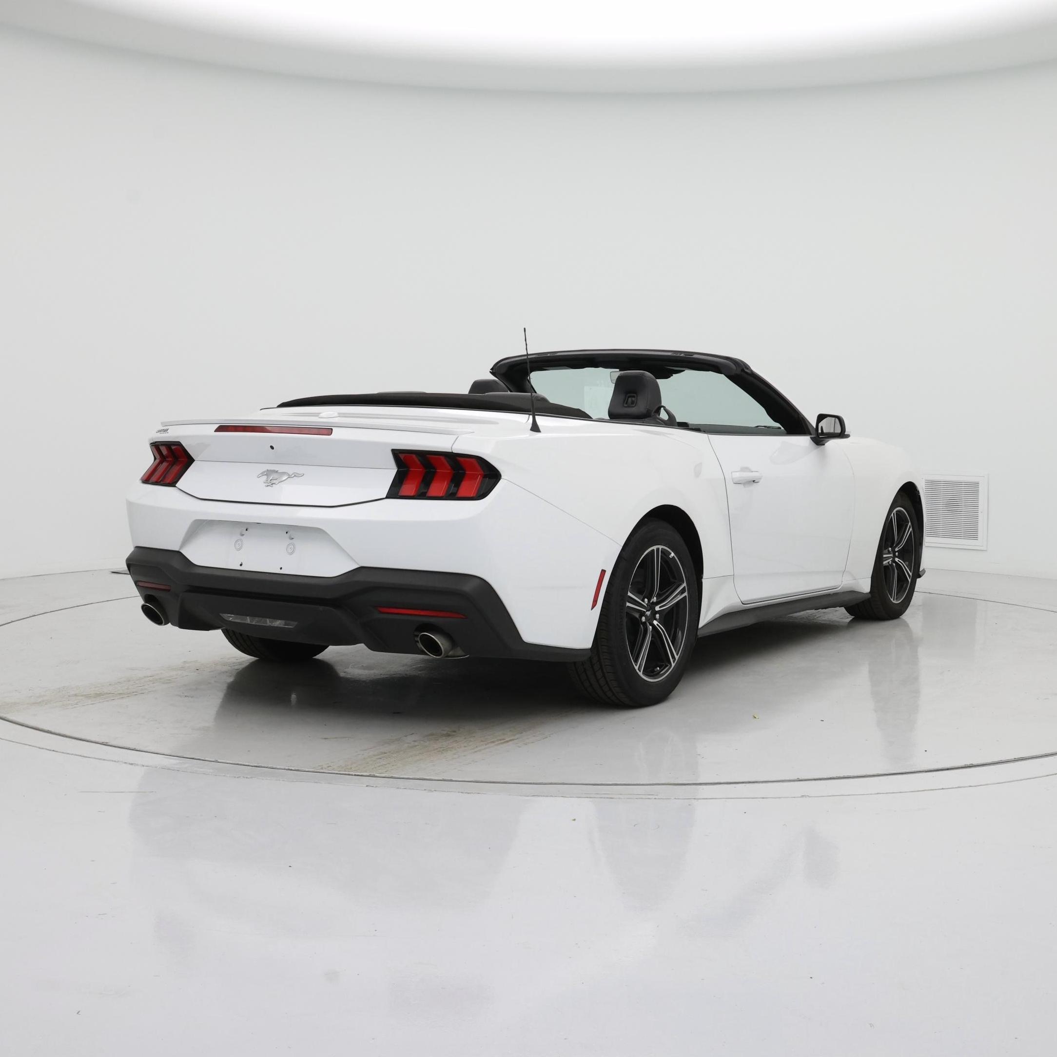 Thumbnail: 2025 Ford Mustang - 8