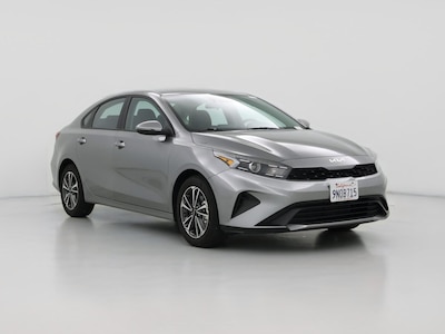 Silver 2024 Kia Forte LXS
