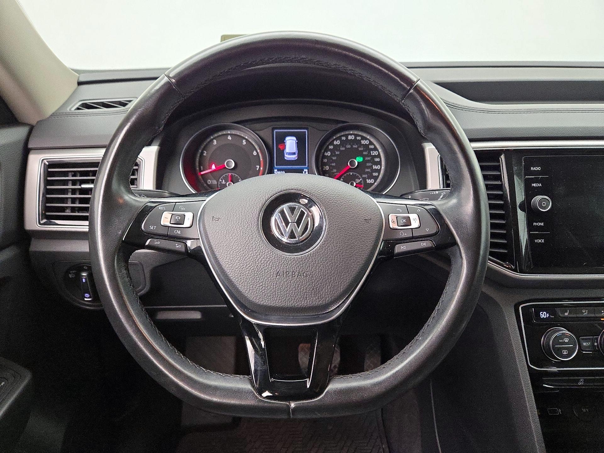Thumbnail: 2018 Volkswagen Atlas - 10