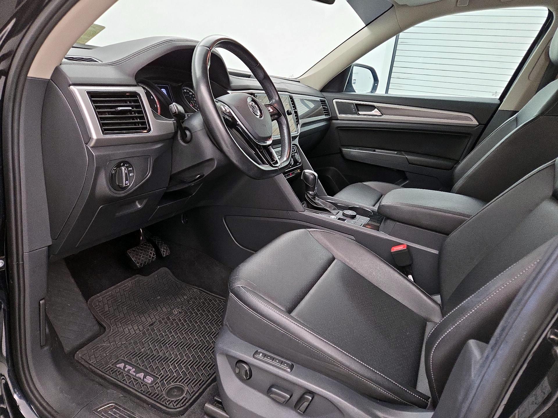 Thumbnail: 2018 Volkswagen Atlas - 11