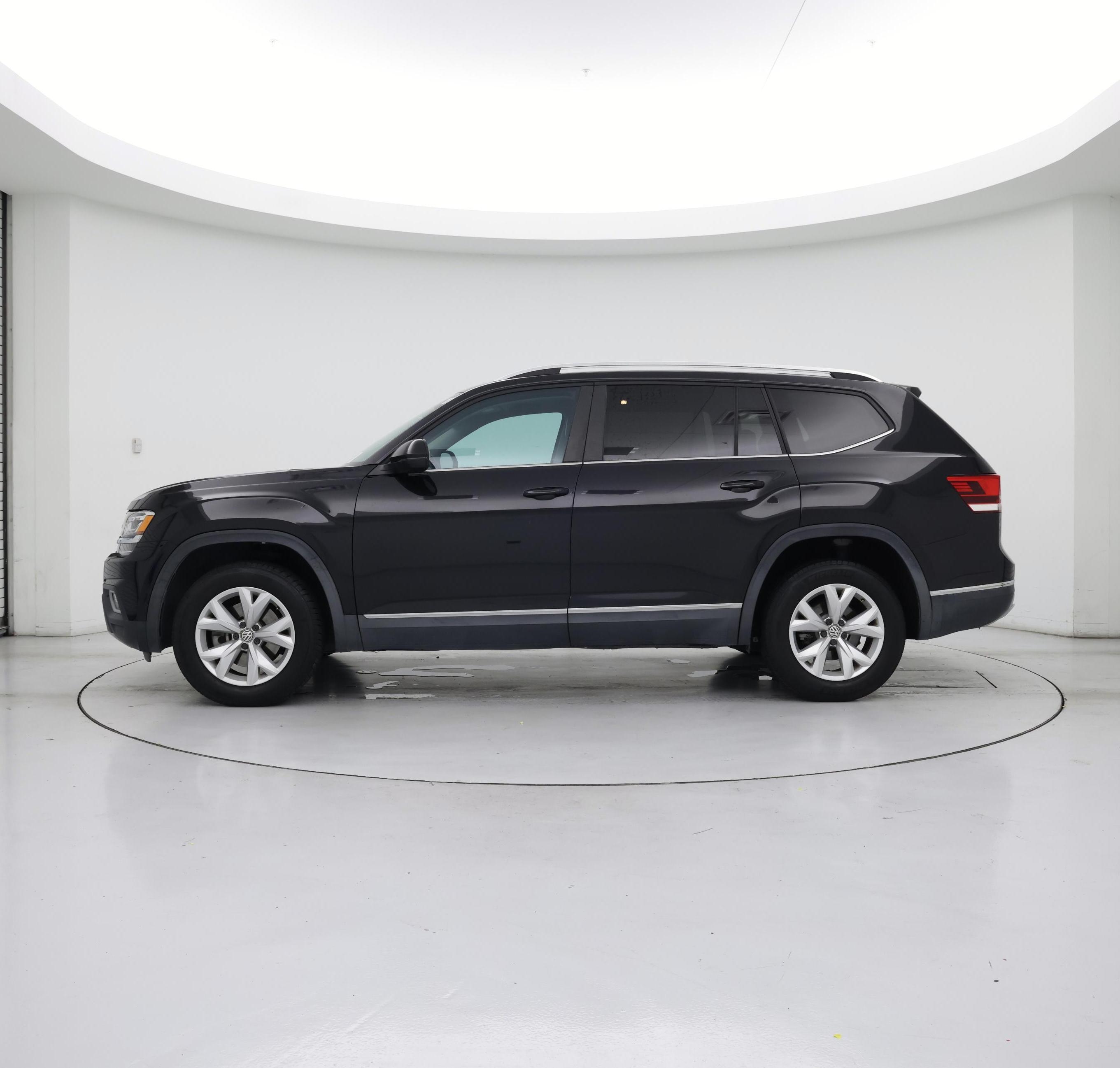 Thumbnail: 2018 Volkswagen Atlas - 3