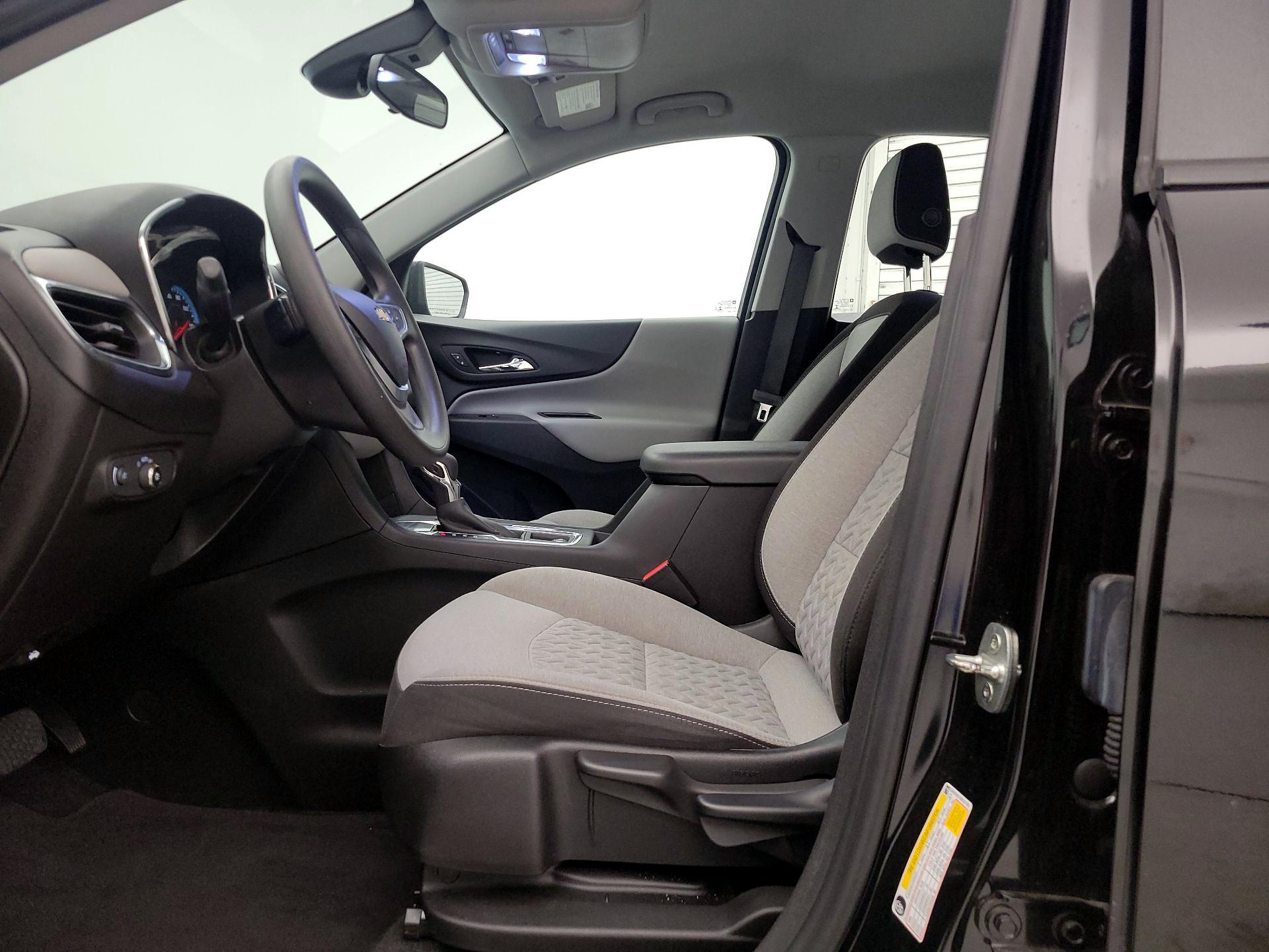 Thumbnail: 2022 Chevrolet Equinox - 11