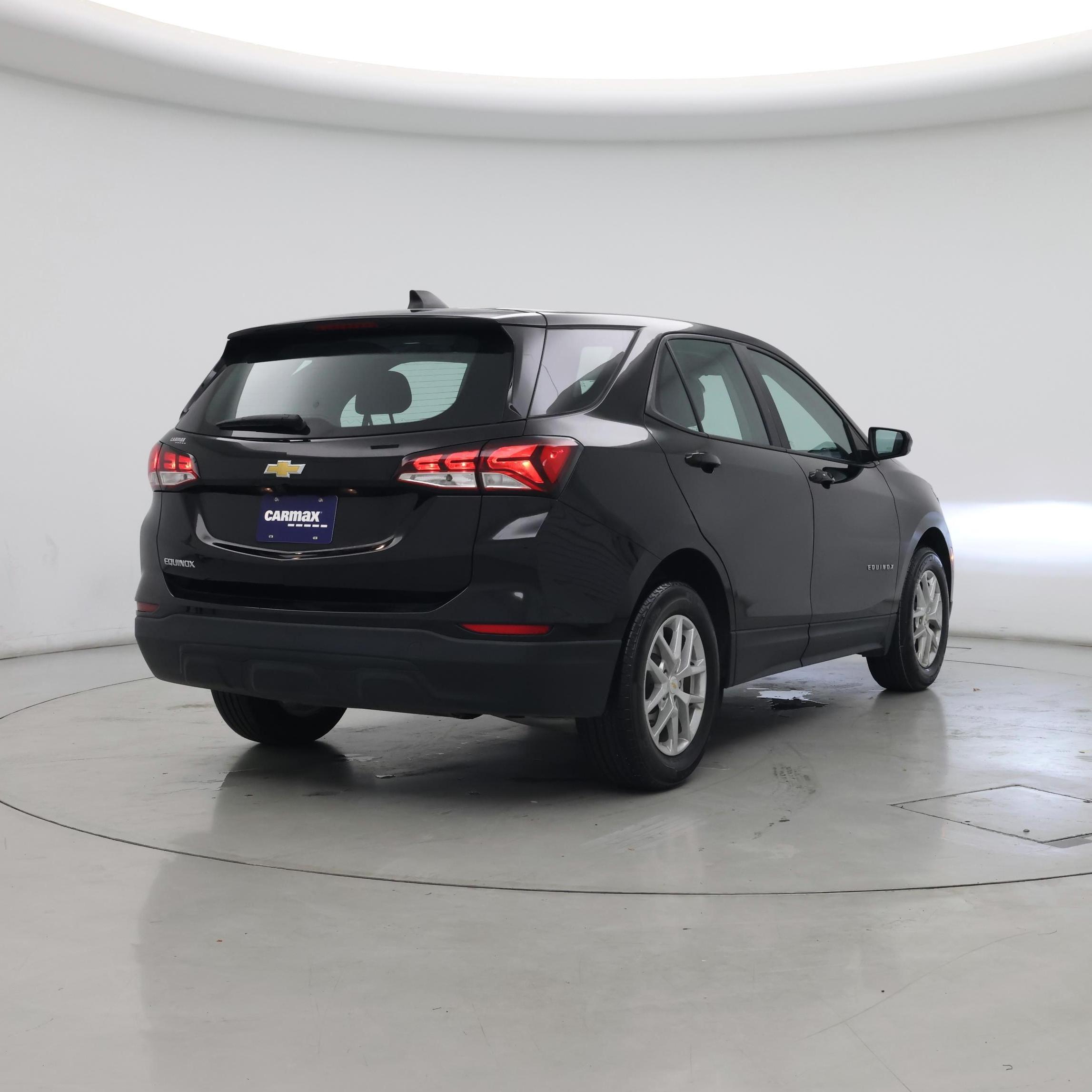 Thumbnail: 2022 Chevrolet Equinox - 8