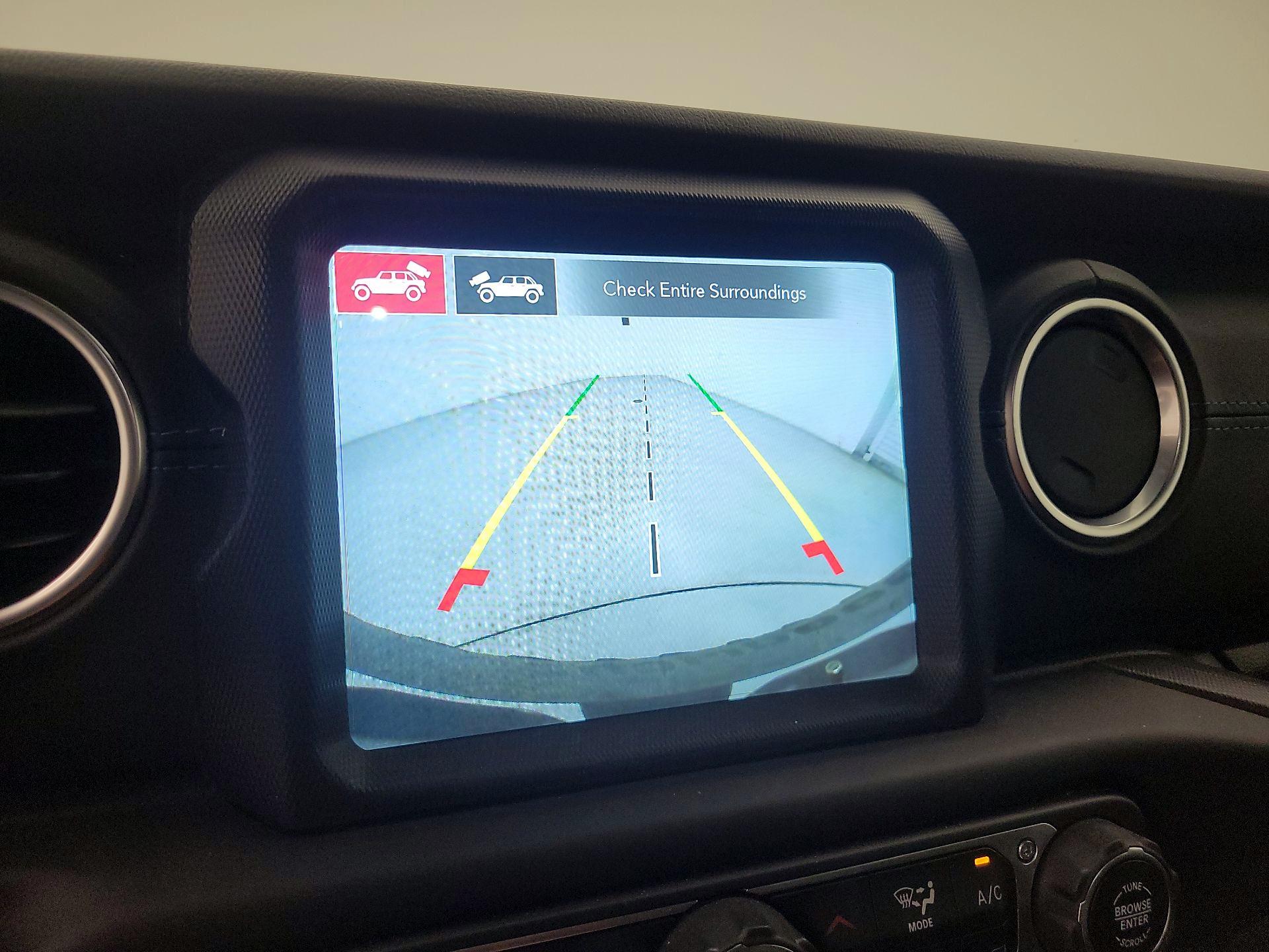 Thumbnail: 2021 Jeep Wrangler - 14