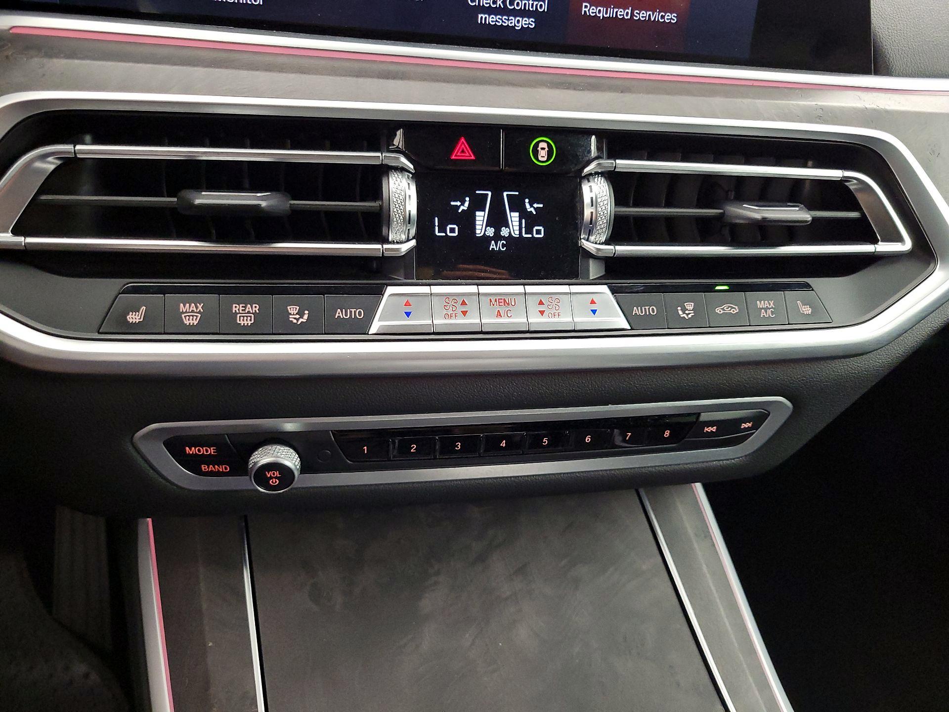 Thumbnail: 2022 BMW X5 - 17