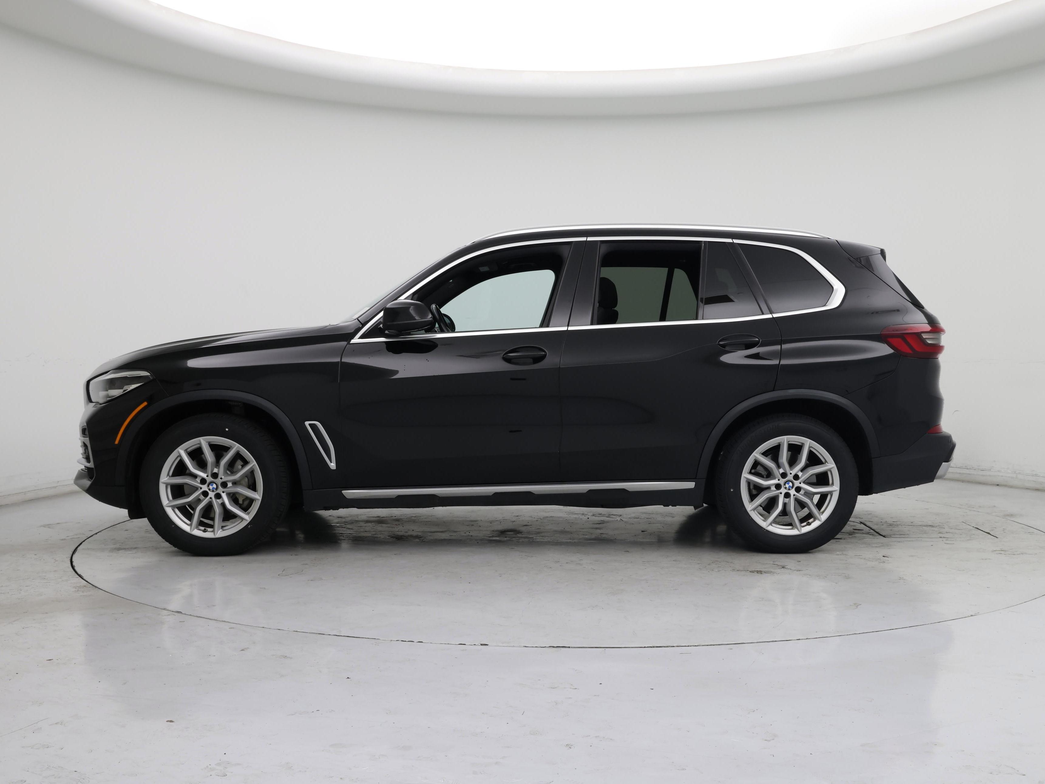 Thumbnail: 2022 BMW X5 - 3