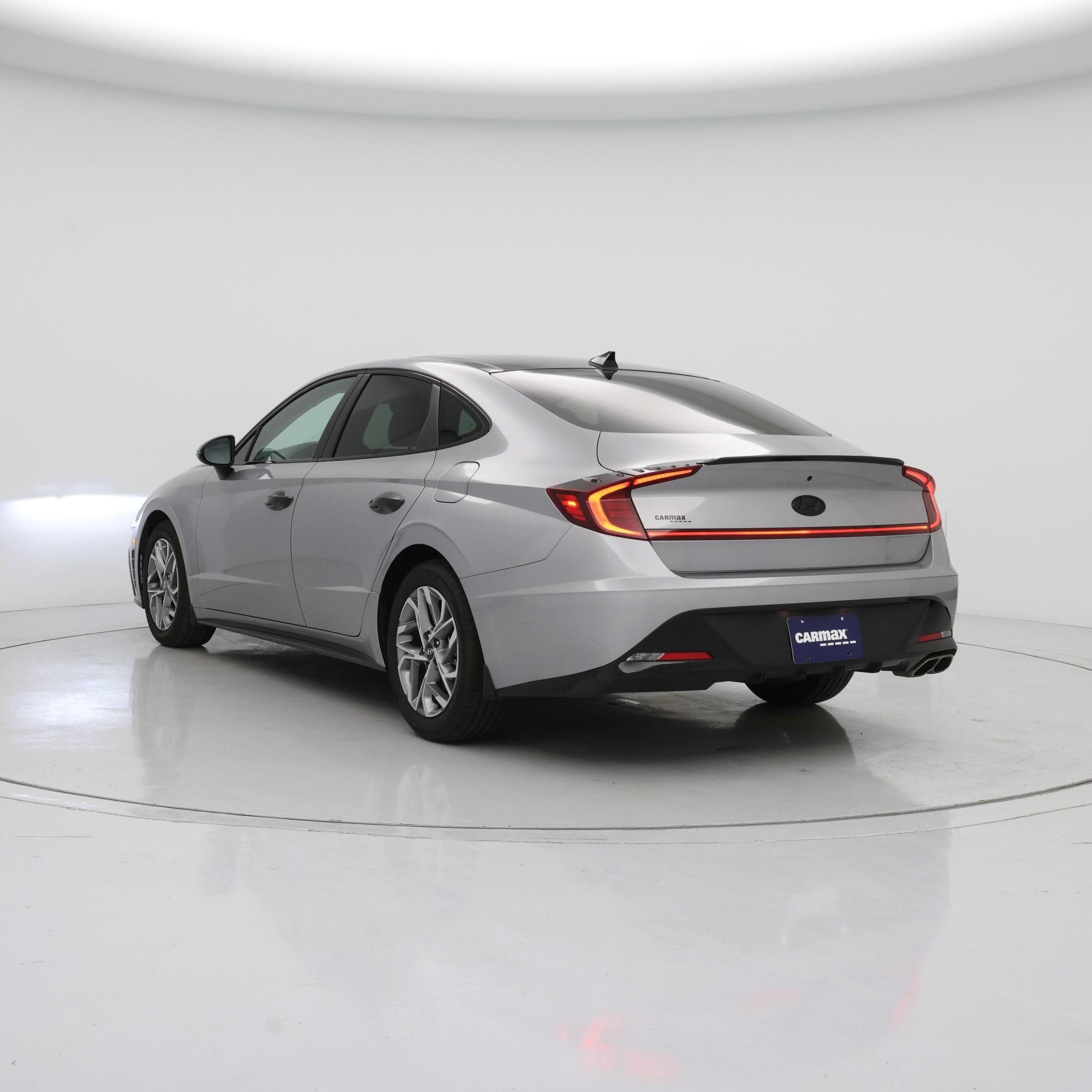 Thumbnail: 2023 Hyundai Sonata - 2