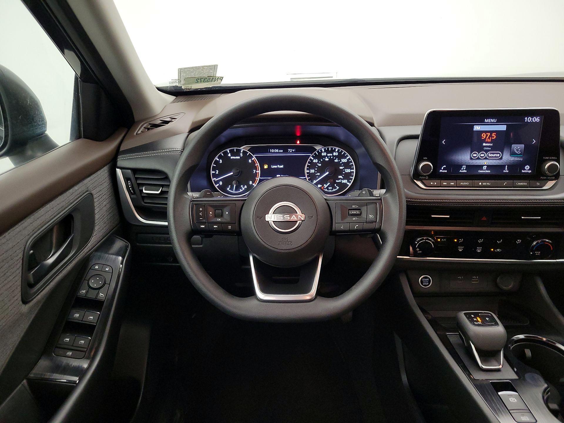 Thumbnail: 2023 Nissan Rogue - 10