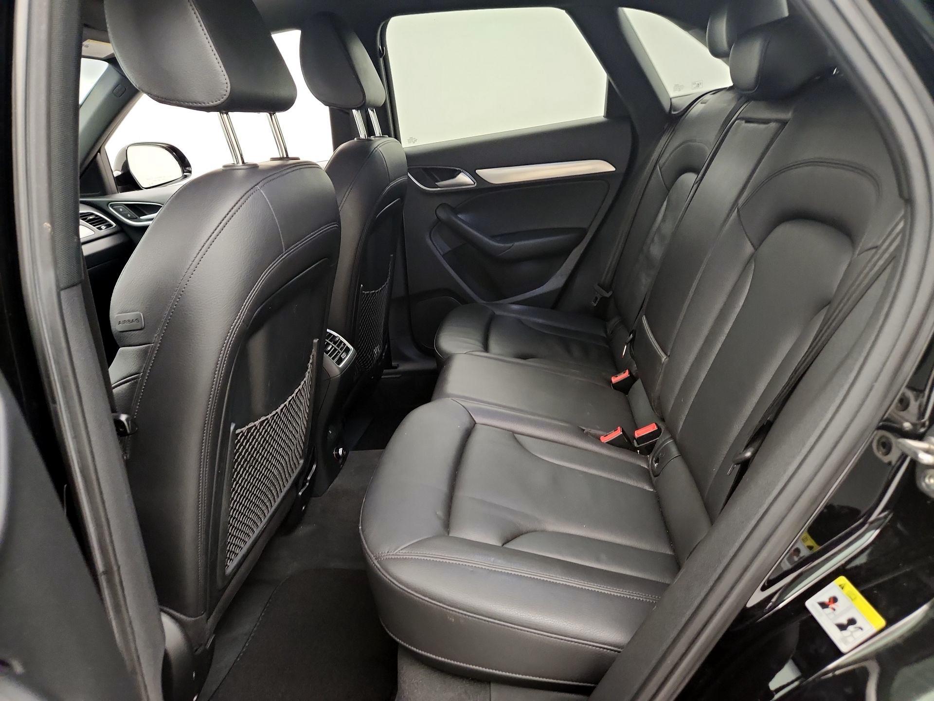 Thumbnail: 2018 Audi Q3 - 18