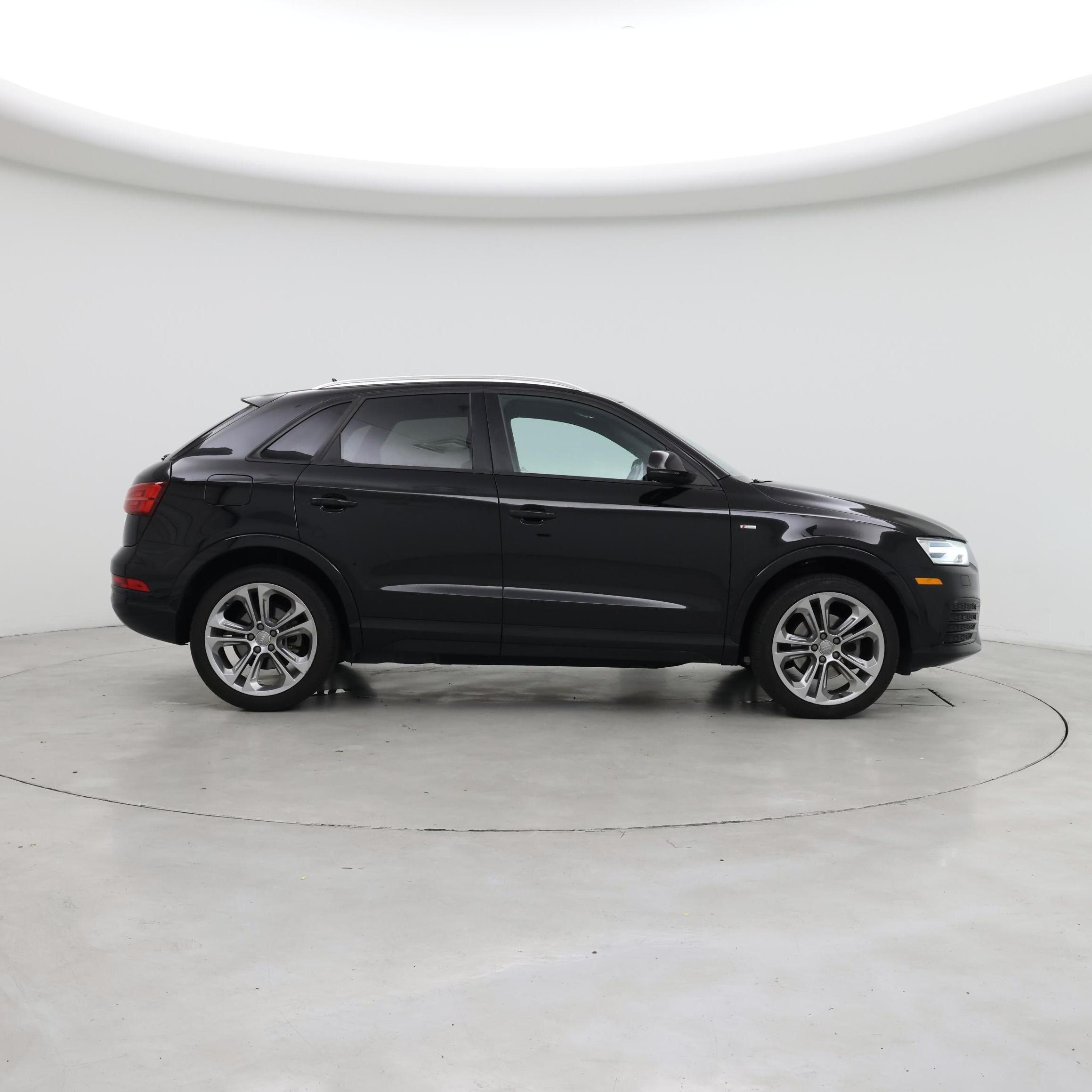 Thumbnail: 2018 Audi Q3 - 7