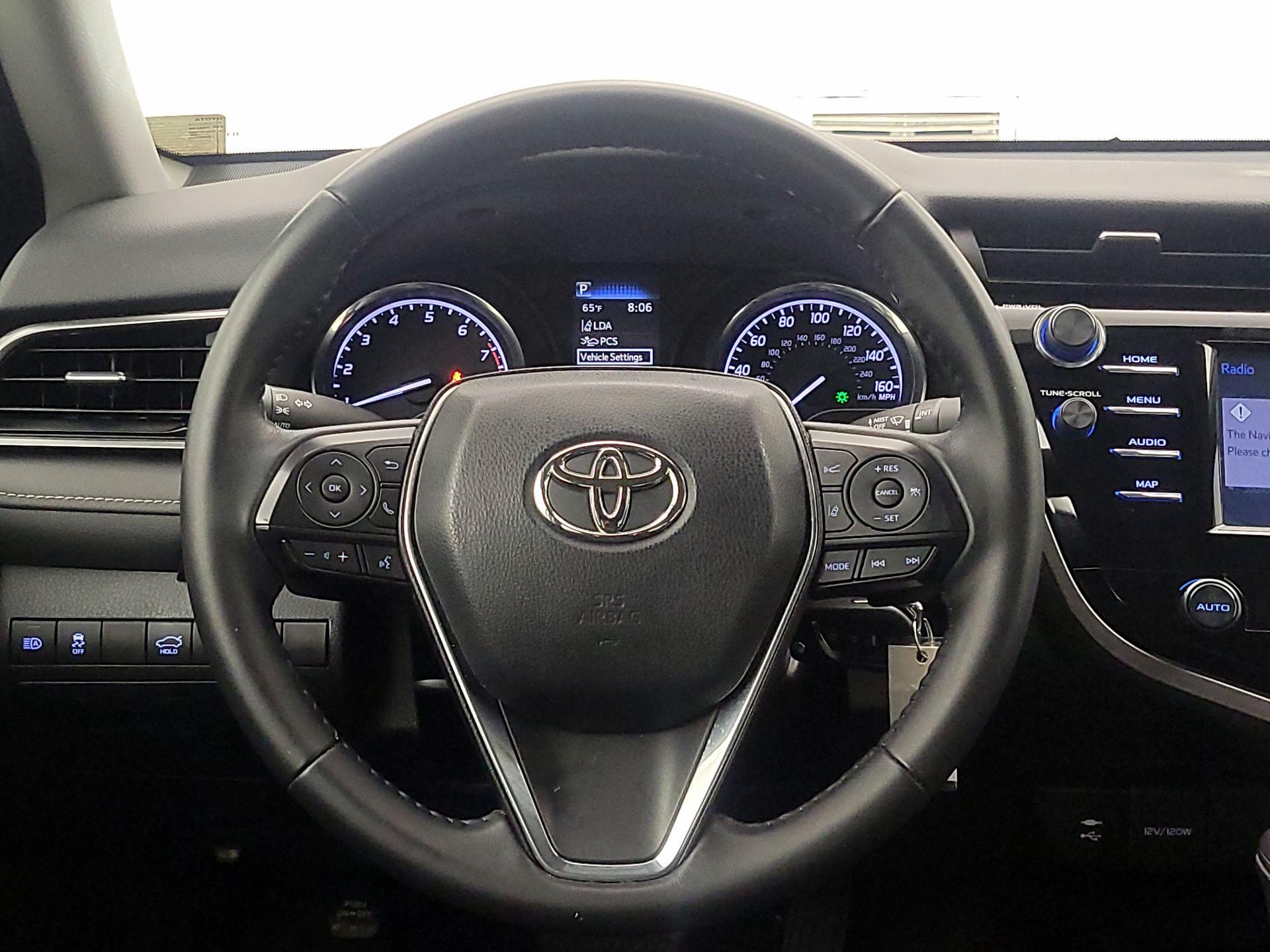 Thumbnail: 2019 Toyota Camry - 10