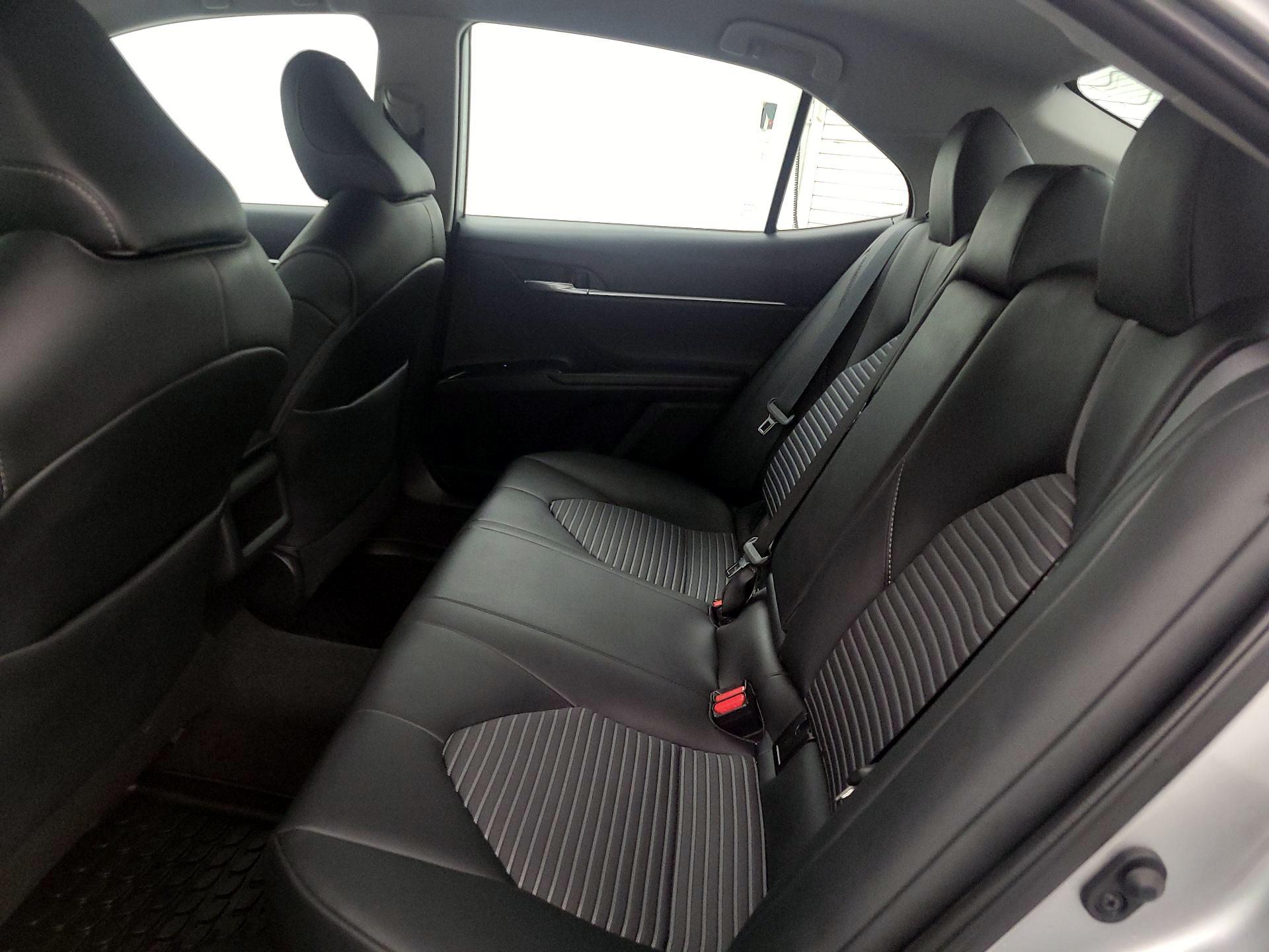 Thumbnail: 2019 Toyota Camry - 20