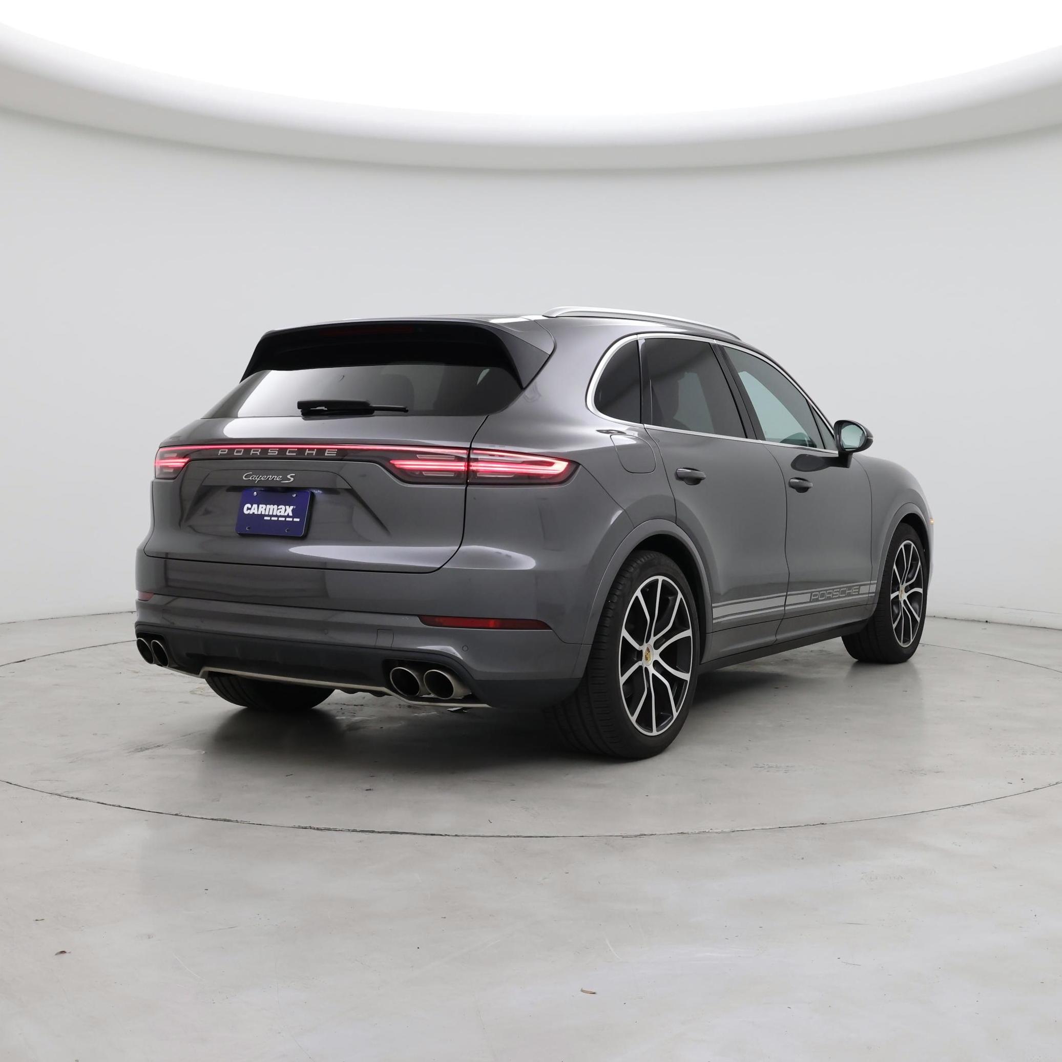 Thumbnail: 2019 Porsche Cayenne - 8
