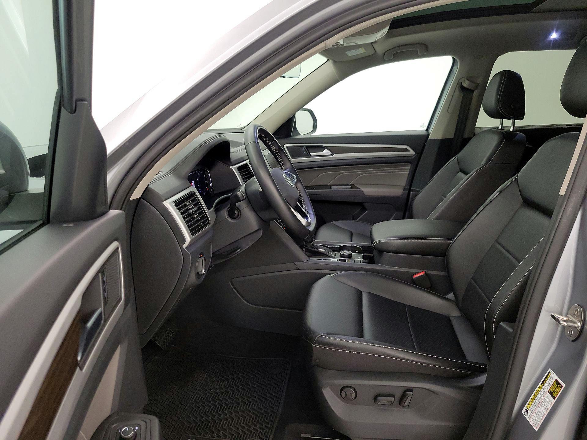 Thumbnail: 2022 Volkswagen Atlas - 11