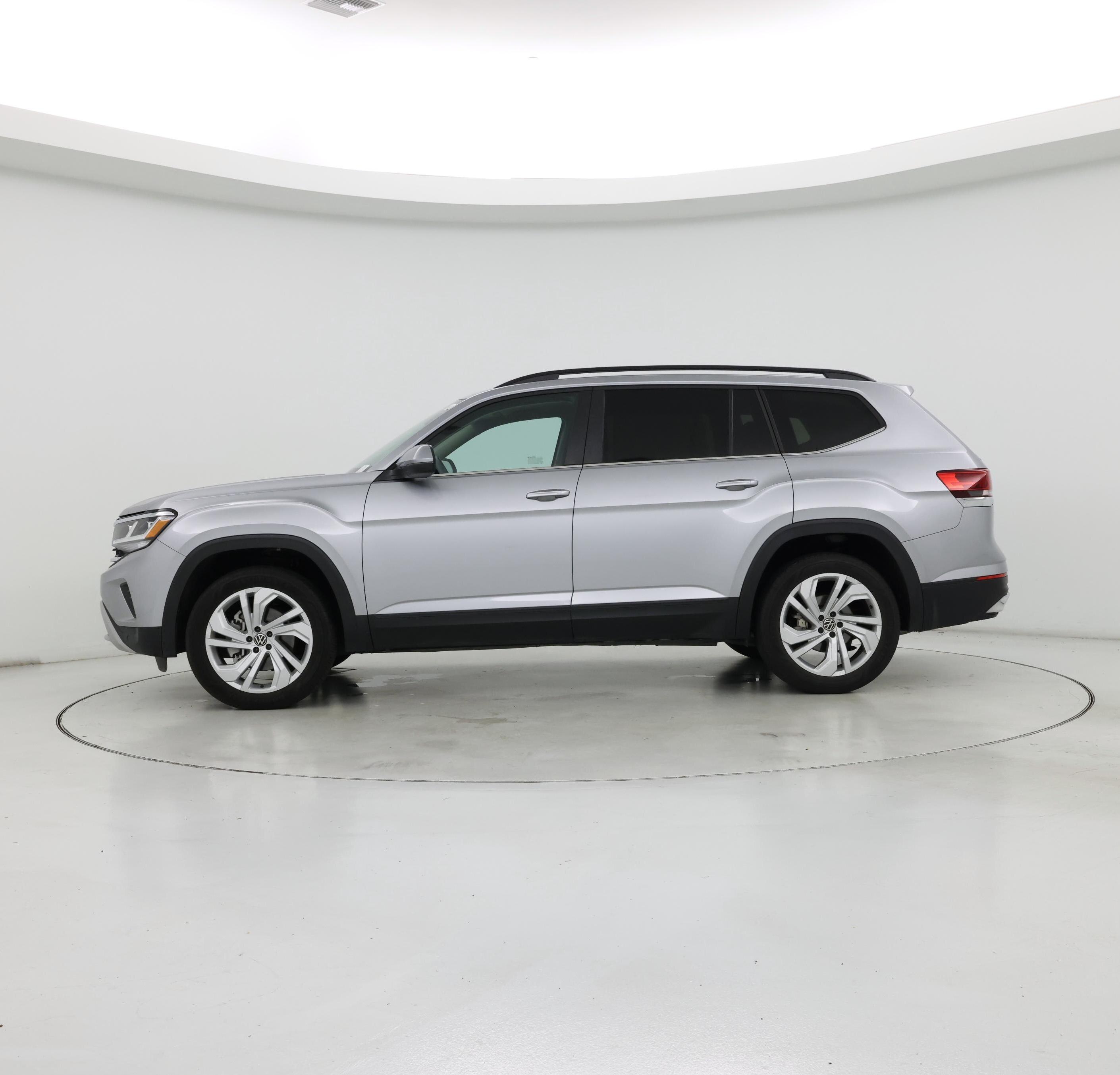 Thumbnail: 2022 Volkswagen Atlas - 3