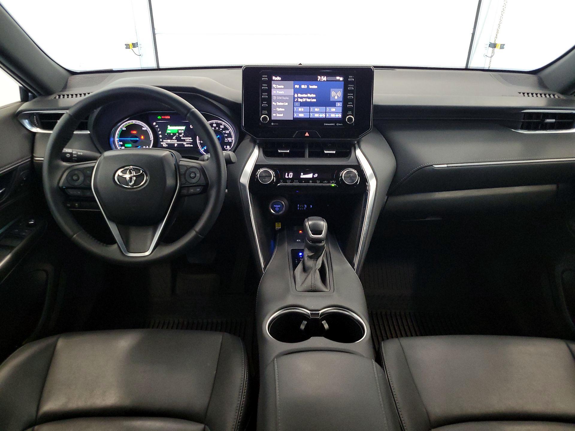 Thumbnail: 2022 Toyota Venza - 9