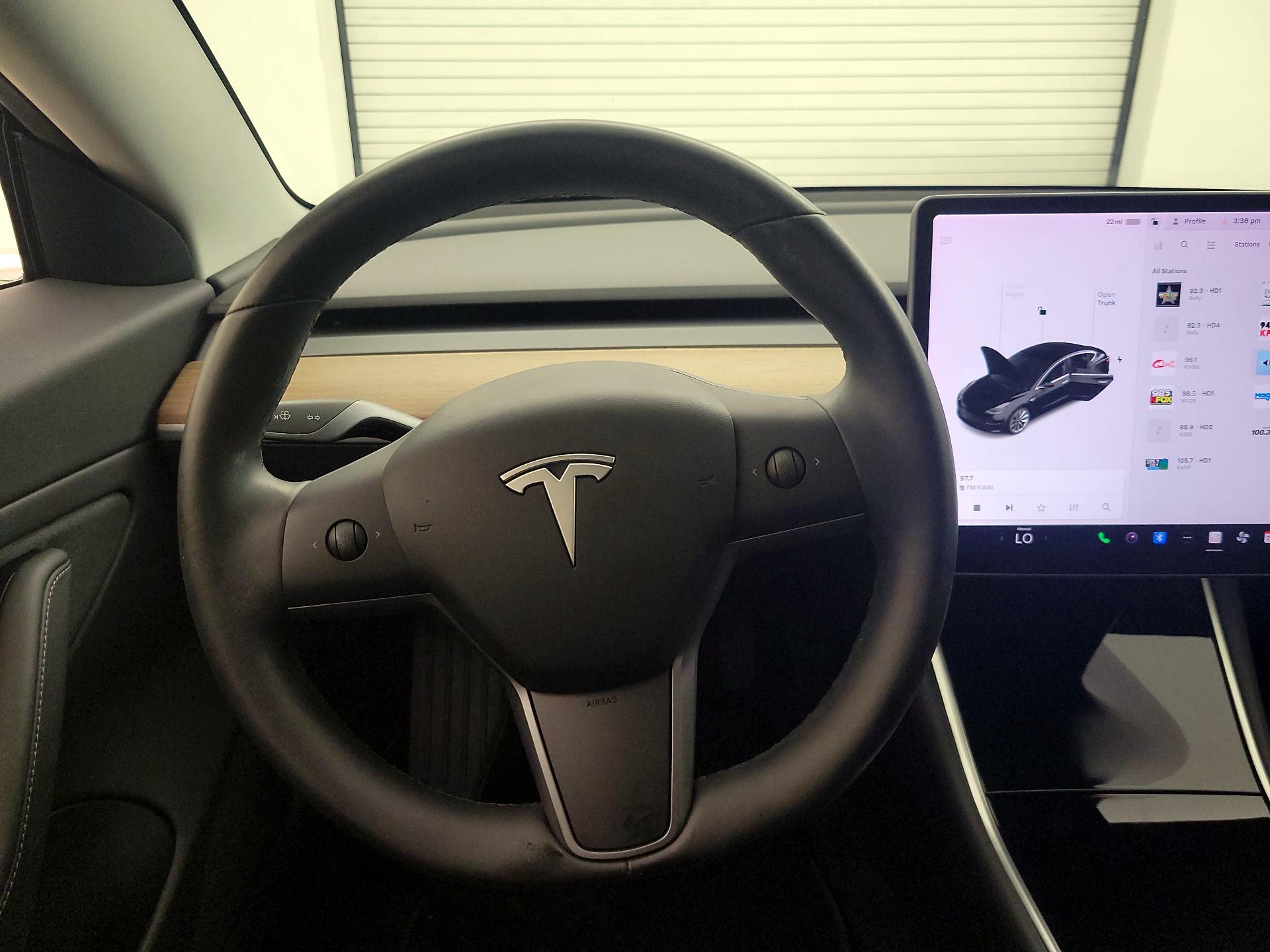 Thumbnail: 2019 Tesla Model 3 - 10