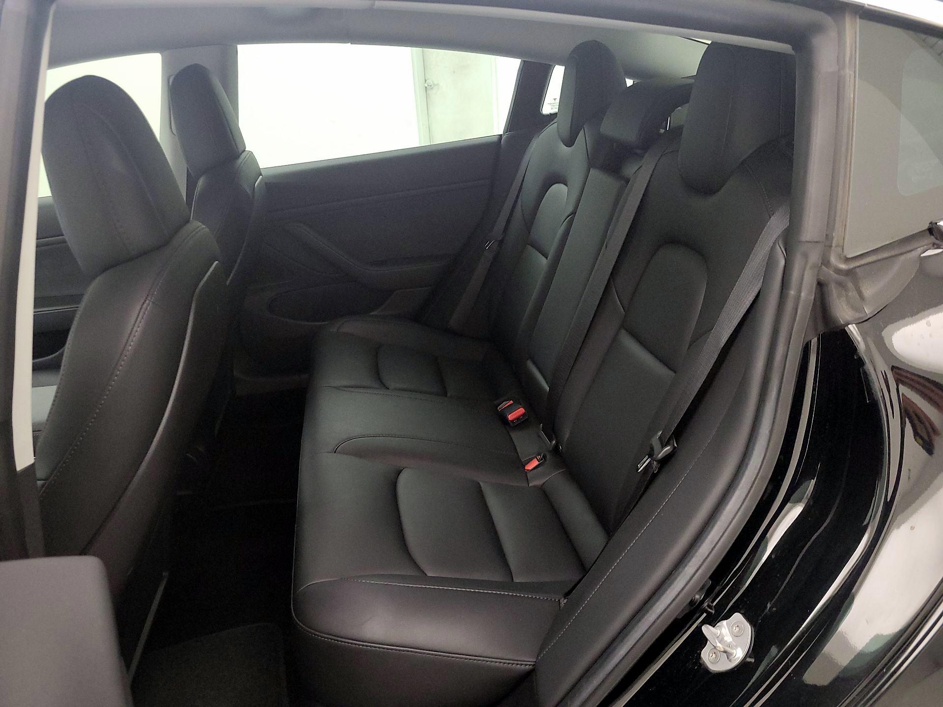 Thumbnail: 2019 Tesla Model 3 - 18