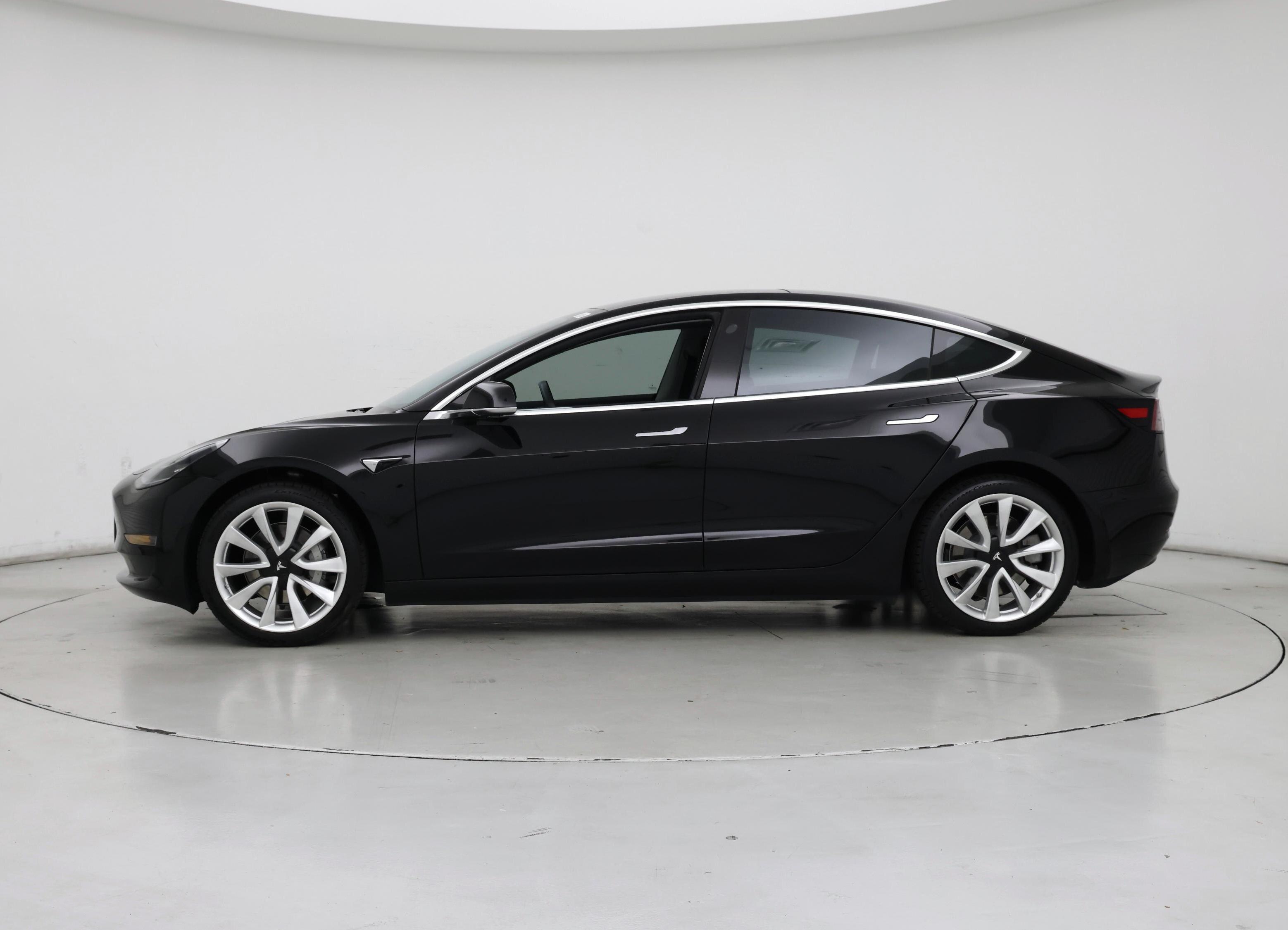 Thumbnail: 2019 Tesla Model 3 - 3