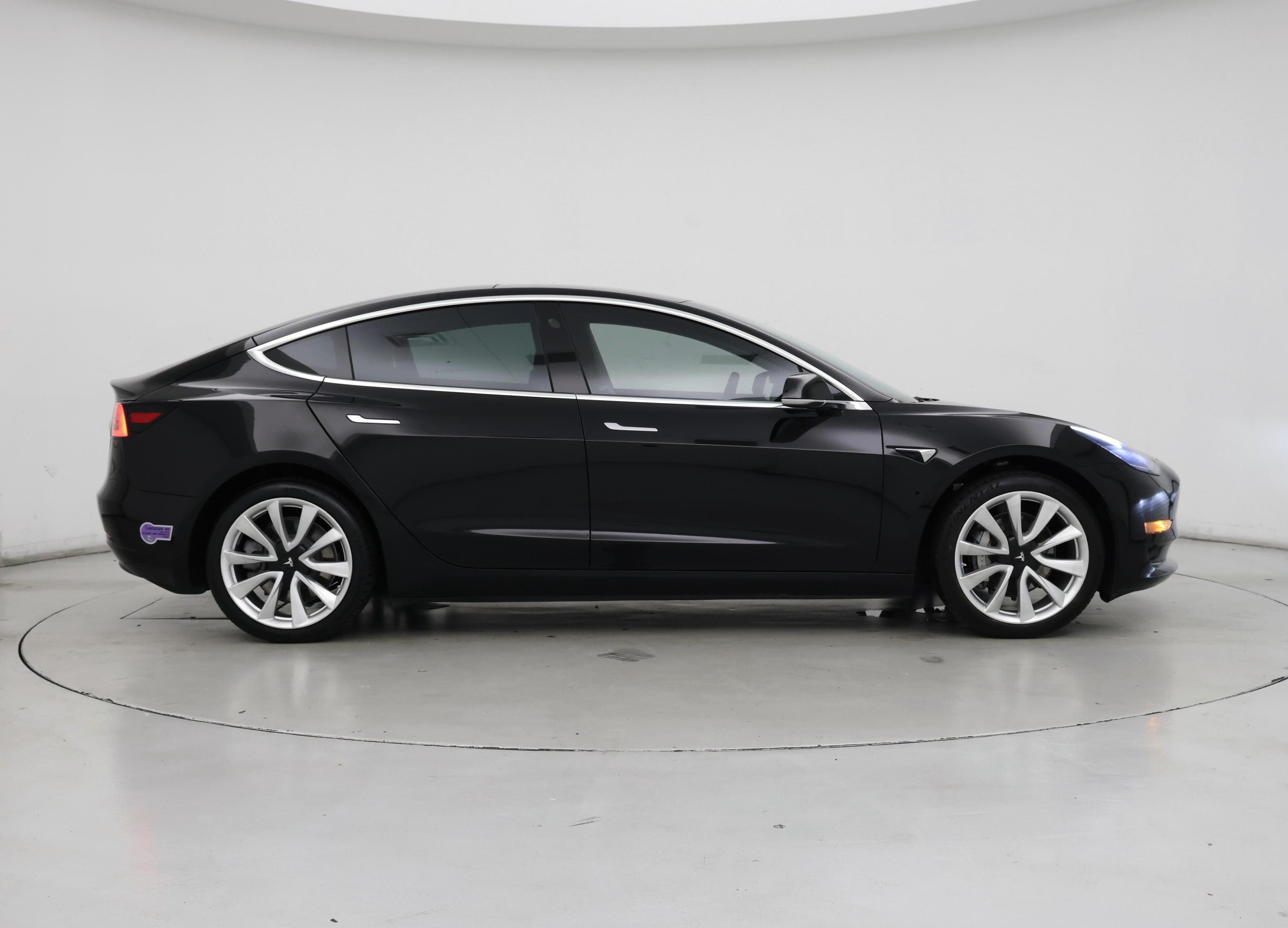 Thumbnail: 2019 Tesla Model 3 - 7