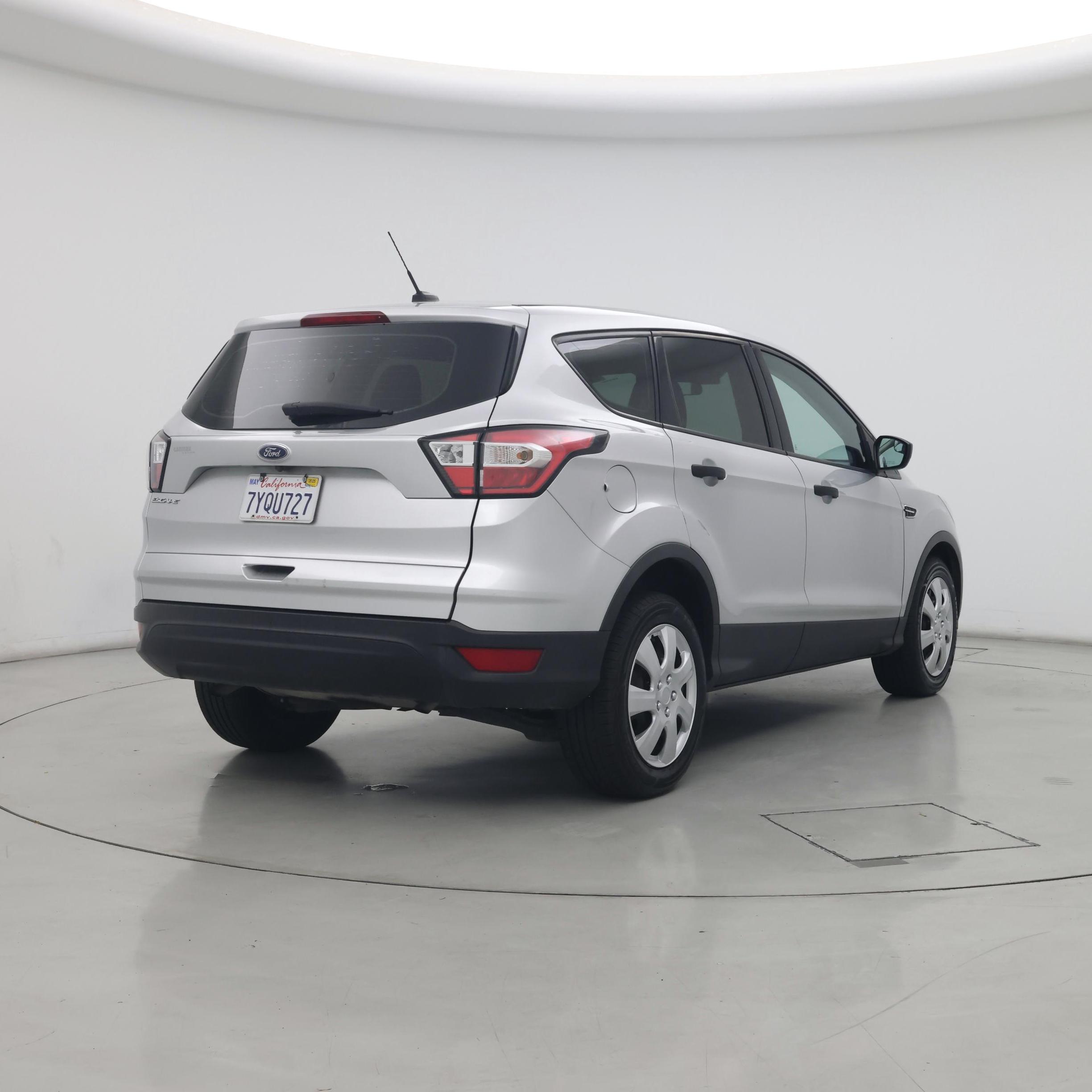 Thumbnail: 2017 Ford Escape - 8