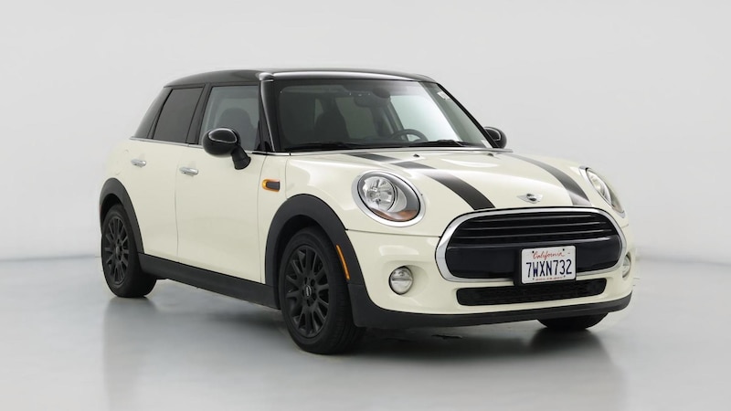 2017 MINI Cooper Hardtop  Hero Image