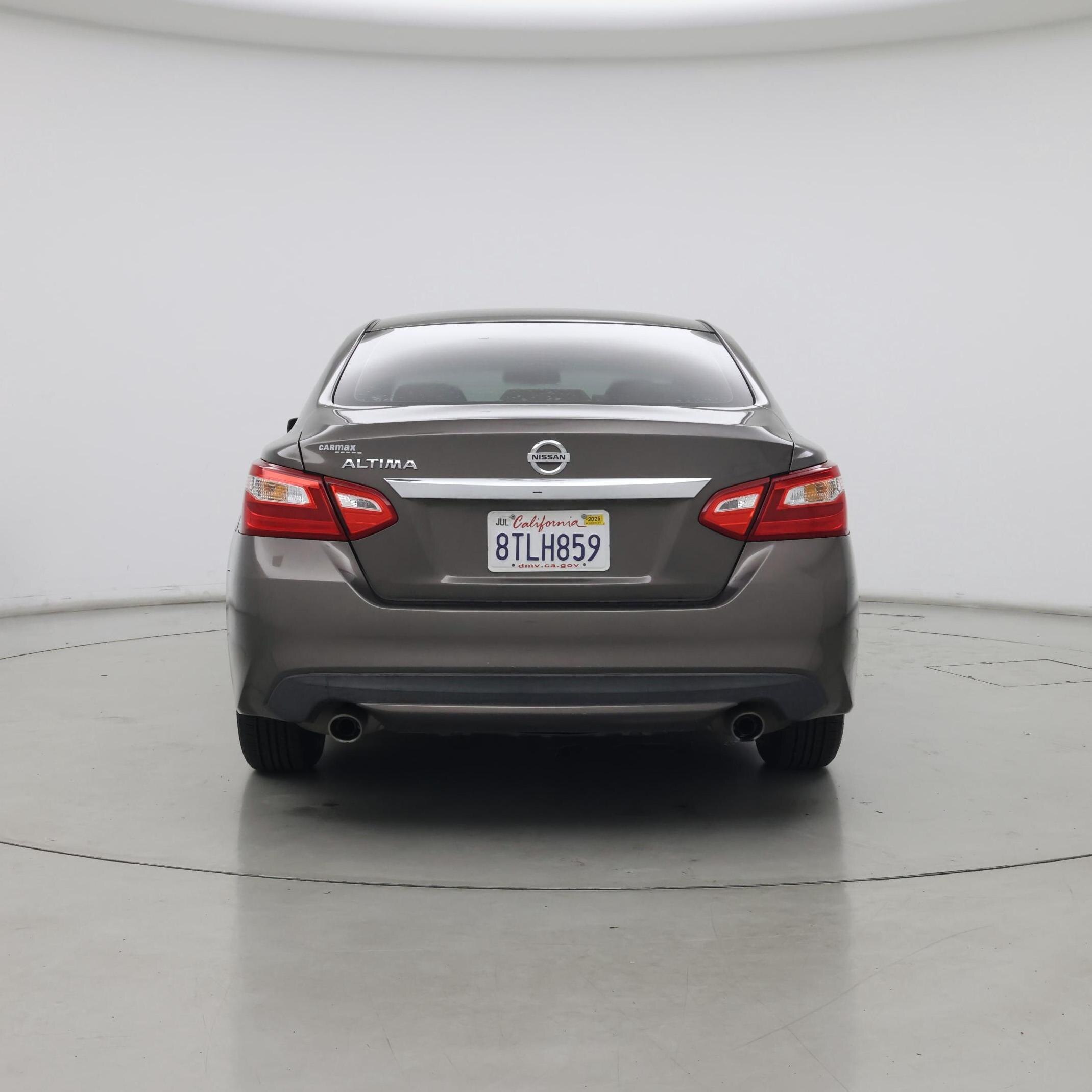 Thumbnail: 2017 Nissan Altima - 6