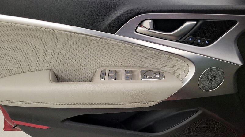 2020 Genesis G70  12