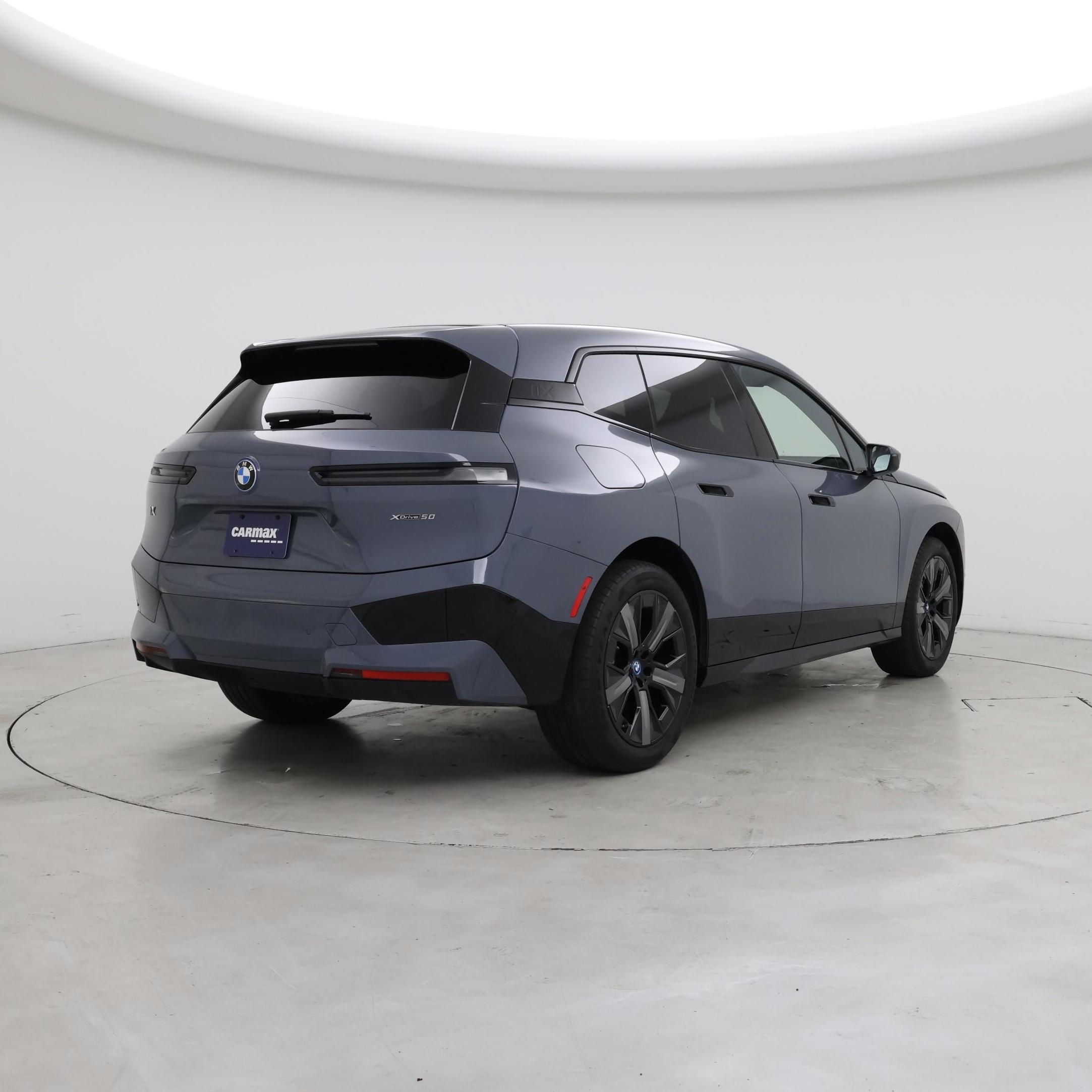 Thumbnail: 2023 BMW iX - 8