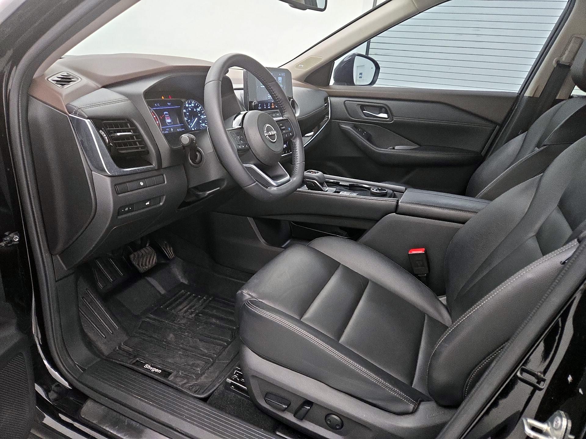Thumbnail: 2023 Nissan Rogue - 11