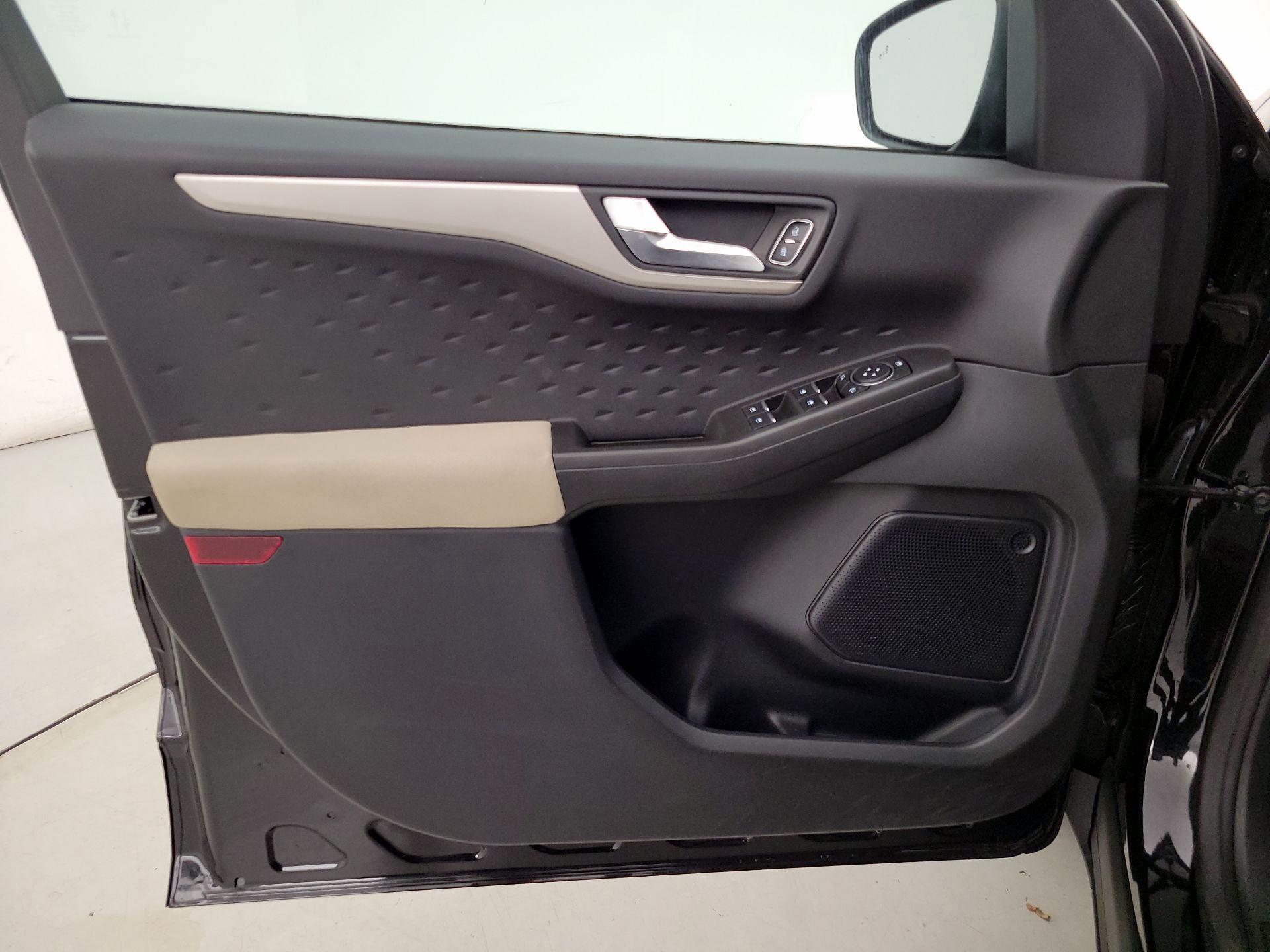 Thumbnail: 2020 Ford Escape - 12