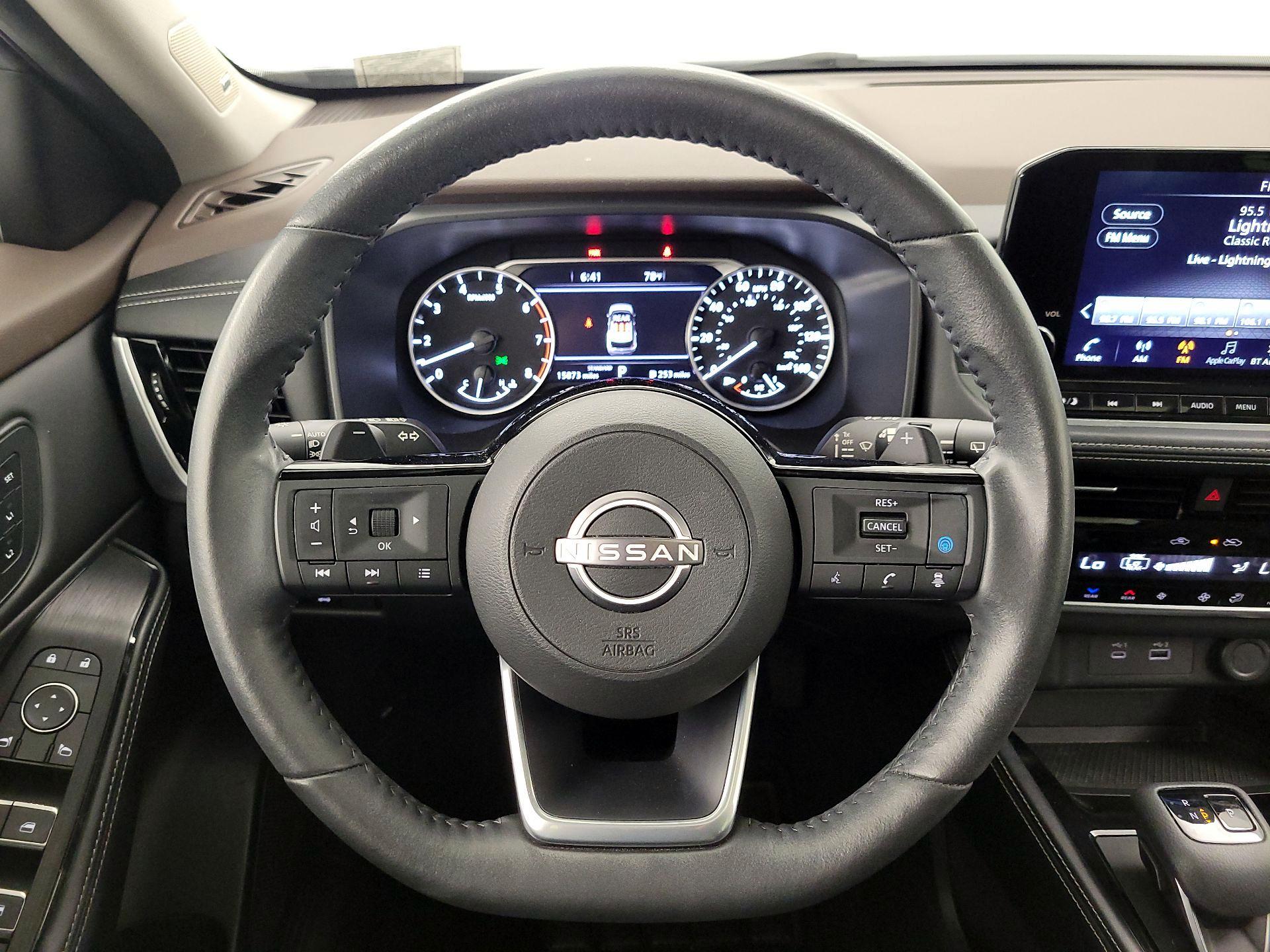 Thumbnail: 2023 Nissan Rogue - 10