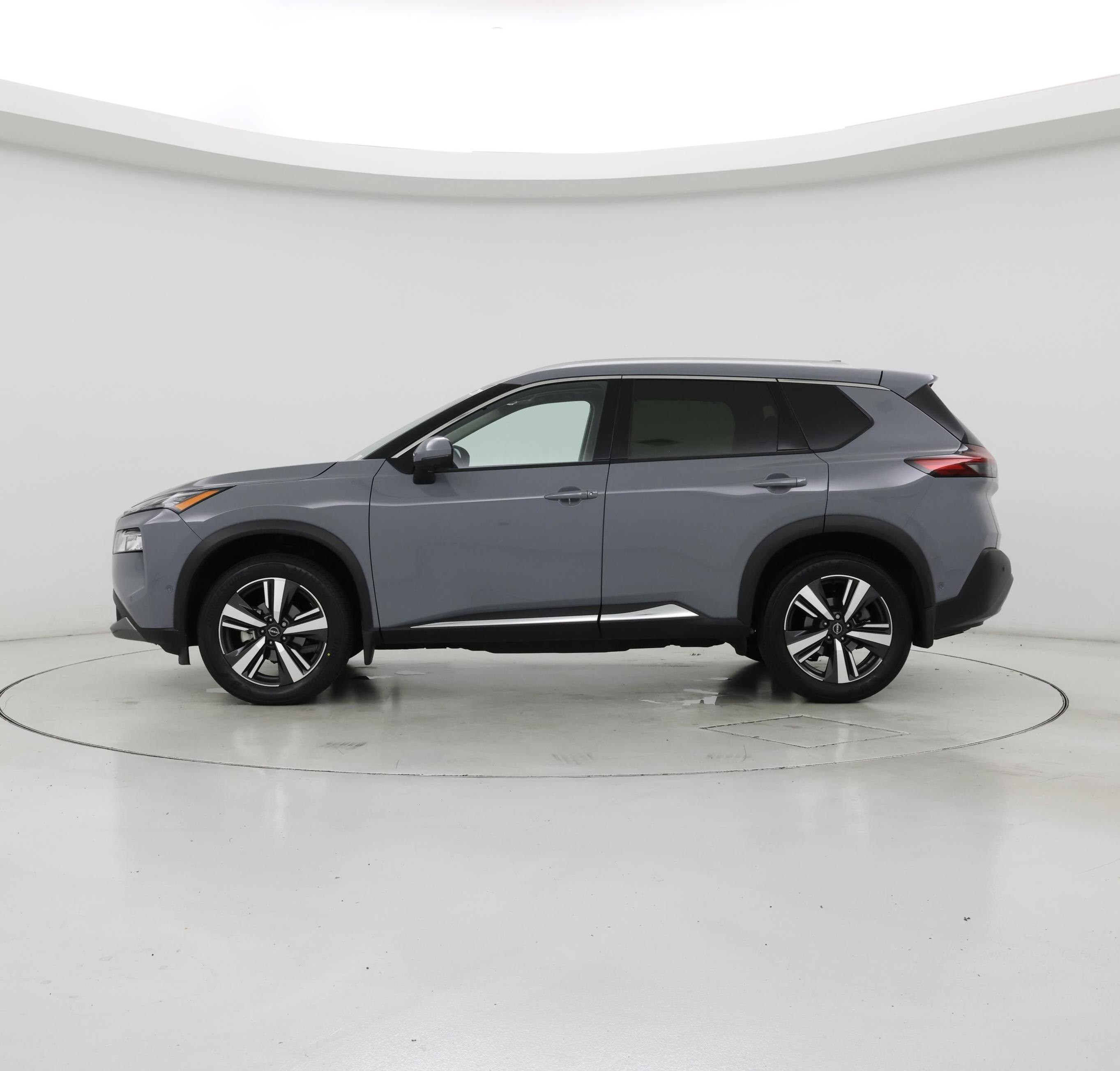 Thumbnail: 2023 Nissan Rogue - 3