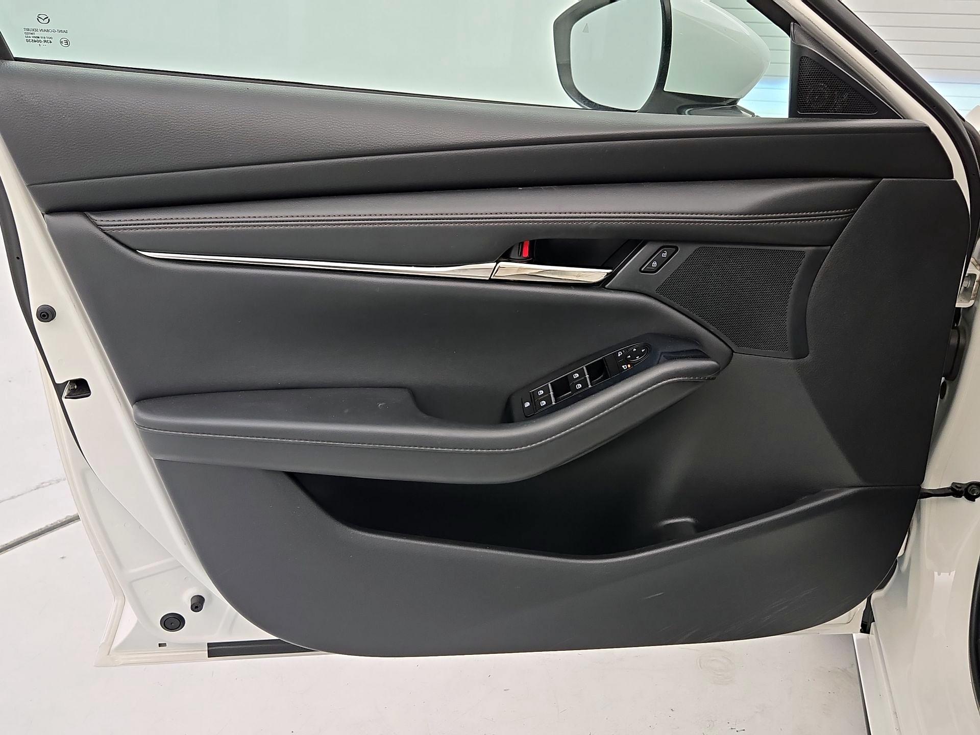 Thumbnail: 2022 Mazda Mazda3 - 12