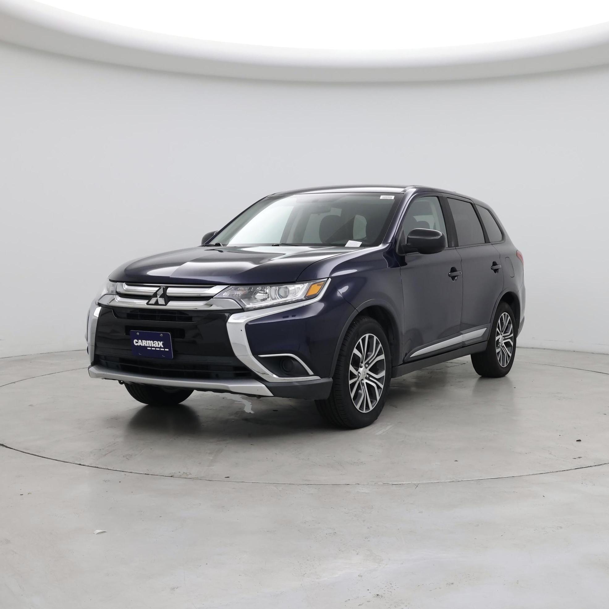 Thumbnail: 2018 Mitsubishi Outlander - 4