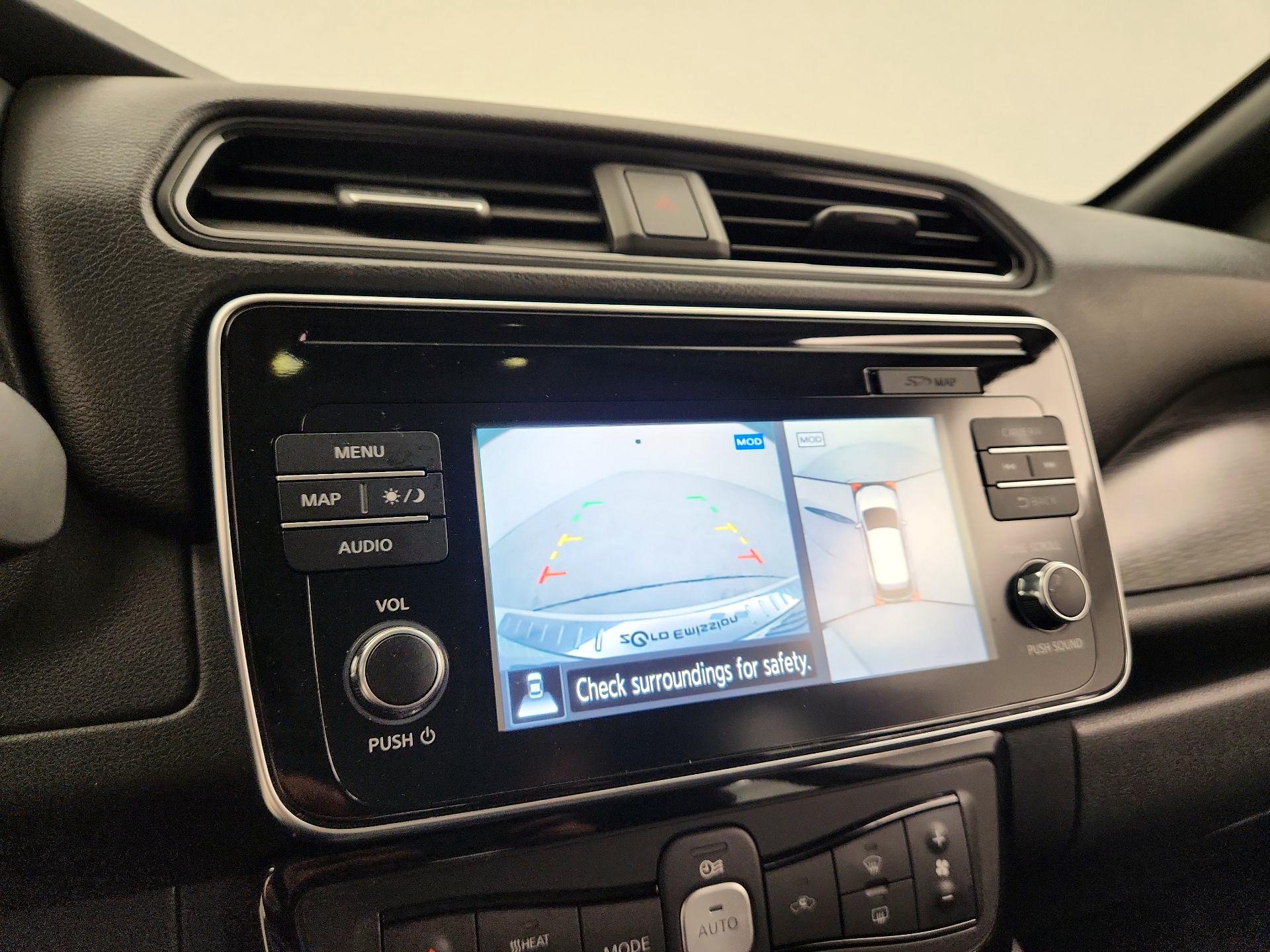 Thumbnail: 2019 Nissan Leaf - 15
