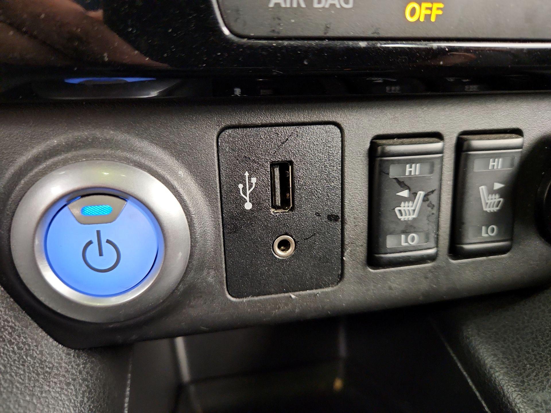 Thumbnail: 2019 Nissan Leaf - 19