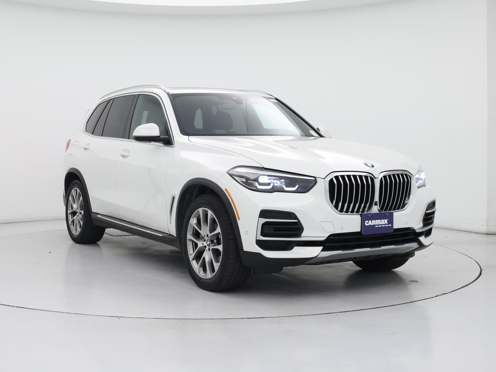 Image of 2023 BMW X5 sDrive40i