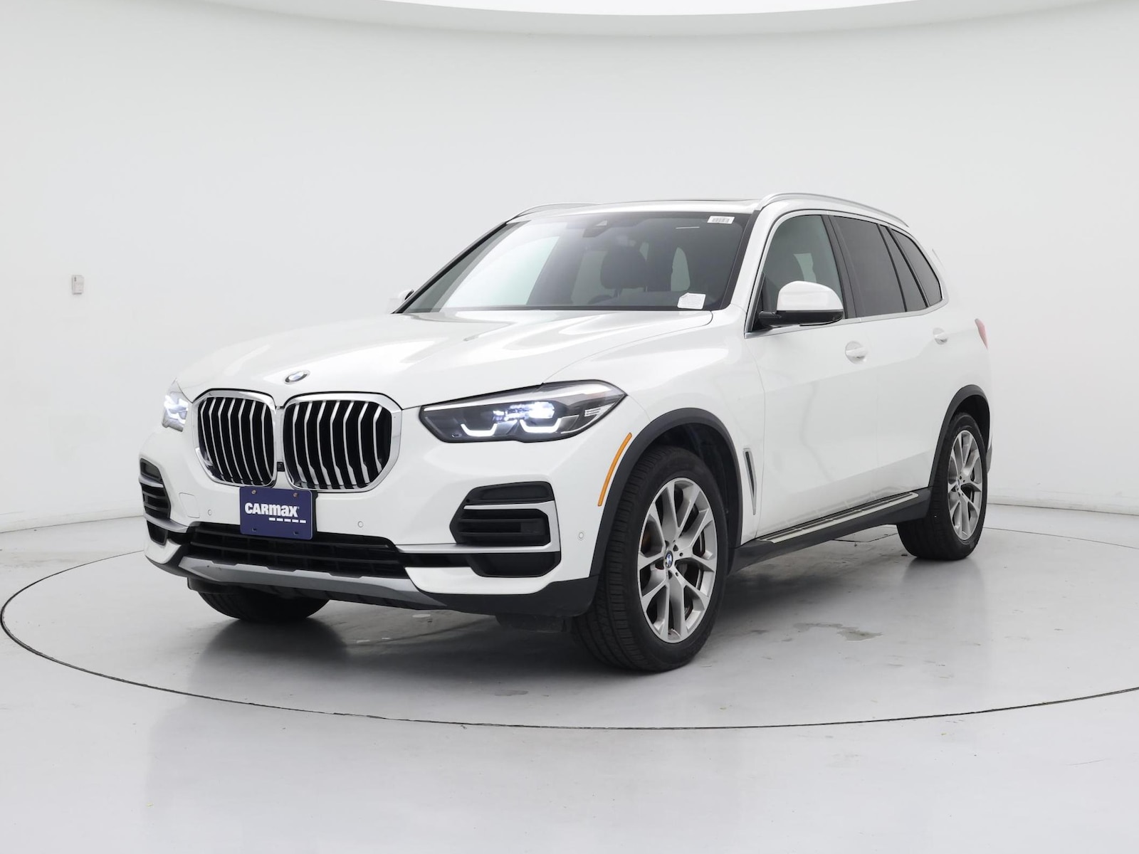 Image 5 of 2023 BMW X5 sDrive40i